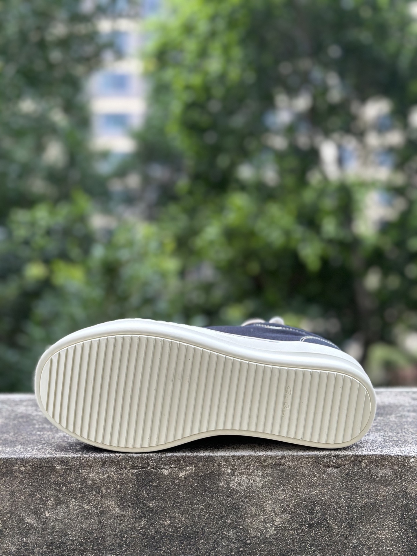 Rick Owens DRKSHDW 瑞克欧文斯RO 黑白 圆头系带低帮板鞋-Top High Quatity Cheap Sneakers Fashion Clothing Clothes Bags handbags Shoes of all Brand wholesale With The best Quality And Beautiful Price from China Factory Chinese suppliers wholesaler seller Rick Owens DRKSHDW 瑞克欧文斯RO 黑白 圆头系带低帮板鞋