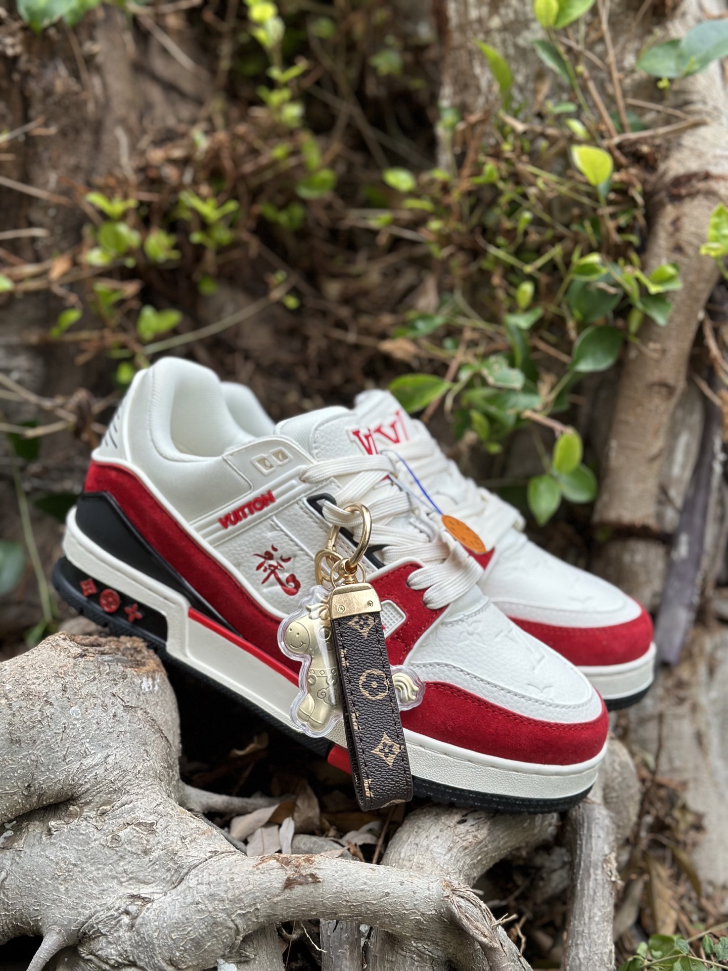 LOUIS VUITTON Trainer Maxi 路易威登 LV厚底板鞋 LOUIS VUITTON Trainer Maxi 路易威登 LV厚底板鞋
