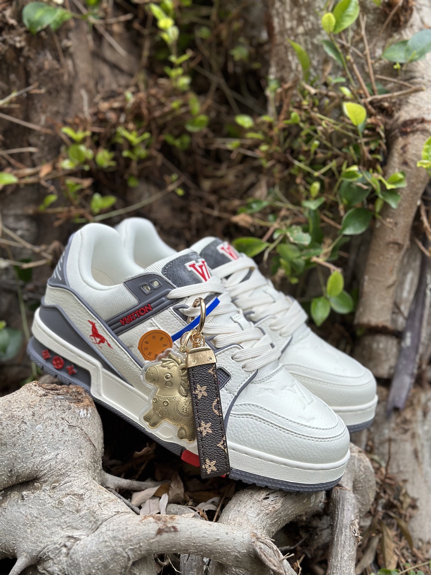 LOUIS VUITTON Trainer Maxi 路易威登 LV厚底板鞋 LOUIS VUITTON Trainer Maxi 路易威登 LV厚底板鞋
