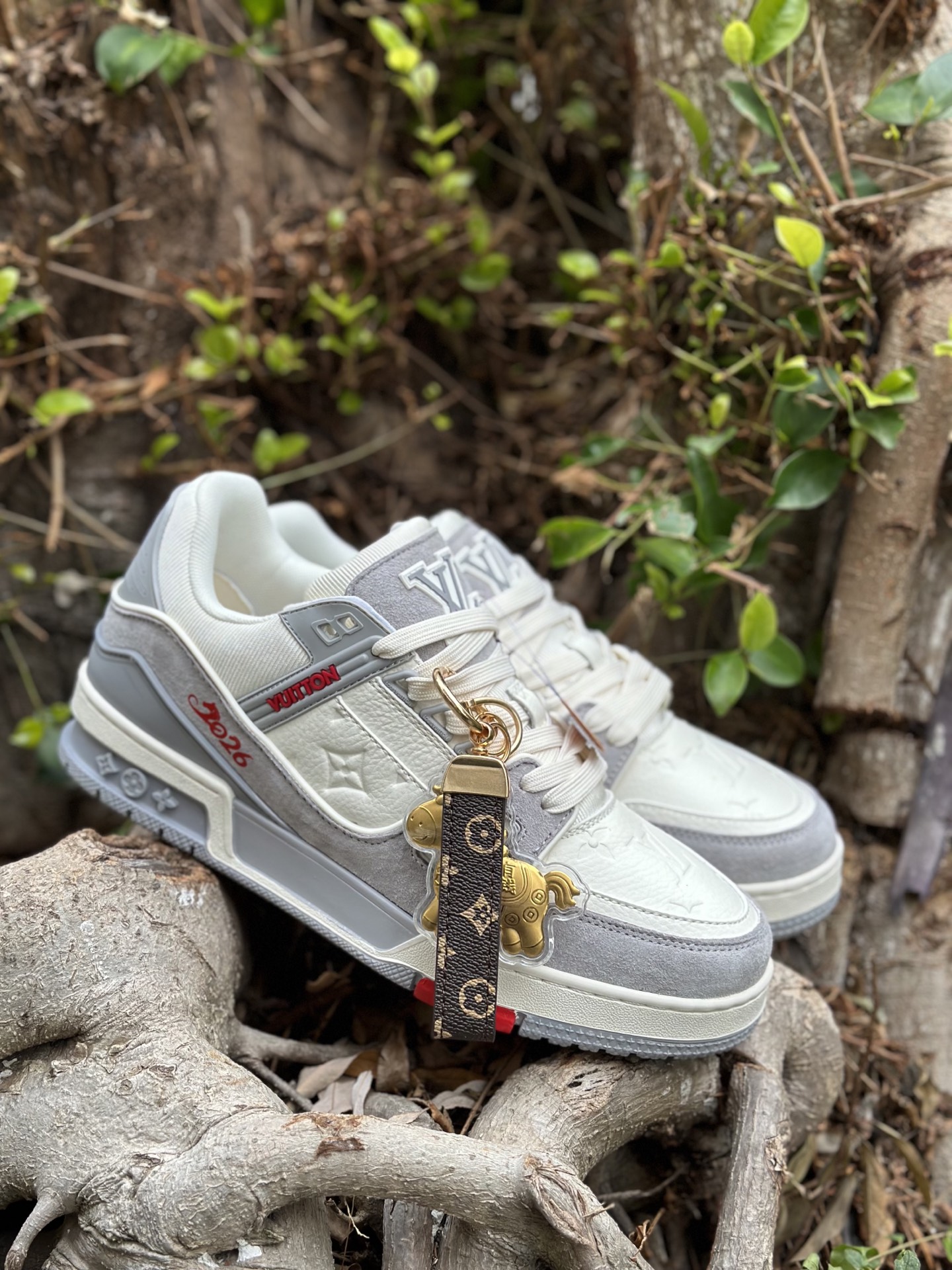 LOUIS VUITTON Trainer Maxi 路易威登 LV厚底板鞋 LOUIS VUITTON Trainer Maxi 路易威登 LV厚底板鞋