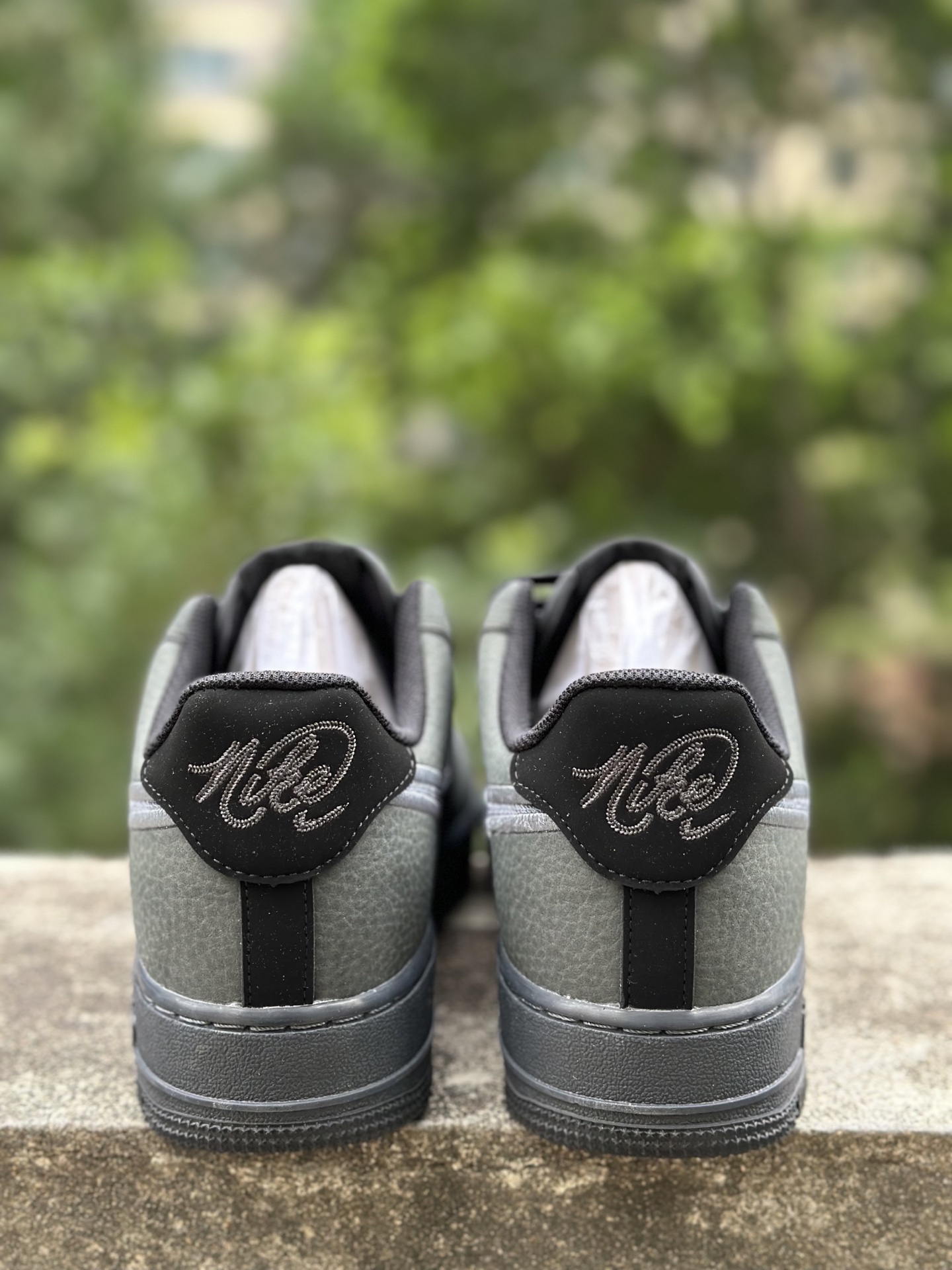 Nike Air Force 1 Low 空军一号低帮休闲运动板鞋 IB6842-002 灰黑 Nike Air Force 1 Low 空军一号低帮休闲运动板鞋 IB6842-002 灰黑