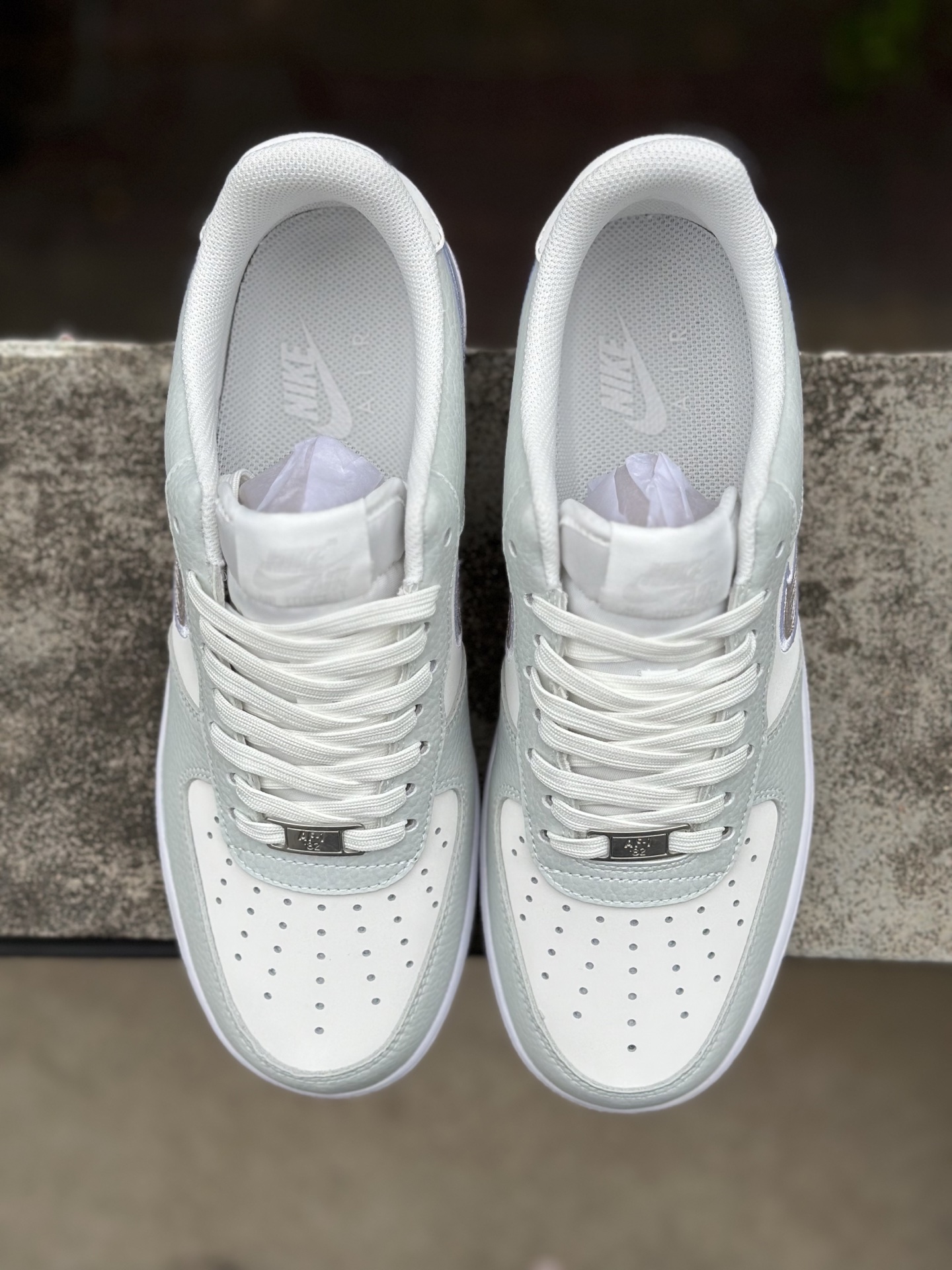 Nike Air Force 1 Low 空军一号低帮休闲运动板鞋 IB6842-100 白灰
