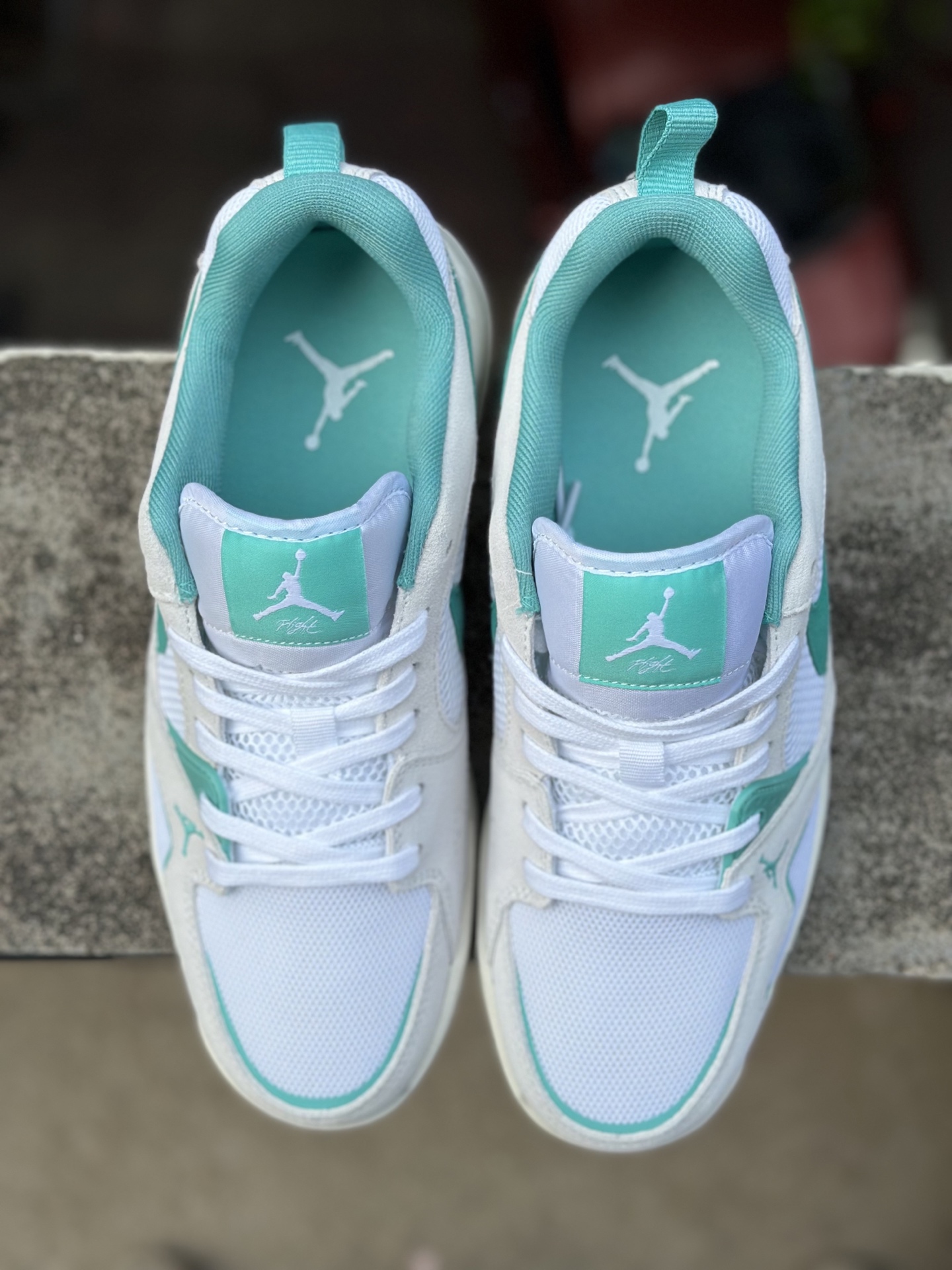 220 Jordan CMFT Era Chicago 柔软舒适 防滑耐磨 低帮 生活休闲鞋 男款 白蓝 编码 HJ6778-113-Chinese UA Cheap High Quatity Brand Clothes Bags handbags Sneakers wholesale wholesaler seller from China Factory suppliers Fashion Clothing Shoes best Quality Beautiful Price 220 Jordan CMFT Era Chicago 柔软舒适 防滑耐磨 低帮 生活休闲鞋 男款 白蓝 编码 HJ6778-113