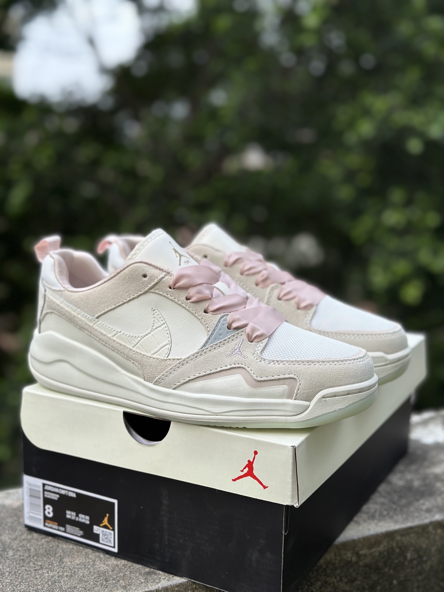 Jordan CMFT Era Chicago 柔软舒适 防滑耐磨 低帮 生活休闲鞋 男款 米白 编码 HJ7325-101-Top High Quatity Cheap Sneakers Fashion Clothing Clothes Bags handbags Shoes of all Brand wholesale With The best Quality And Beautiful Price from China Factory Chinese suppliers wholesaler seller Jordan CMFT Era Chicago 柔软舒适 防滑耐磨 低帮 生活休闲鞋 男款 米白 编码 HJ7325-101