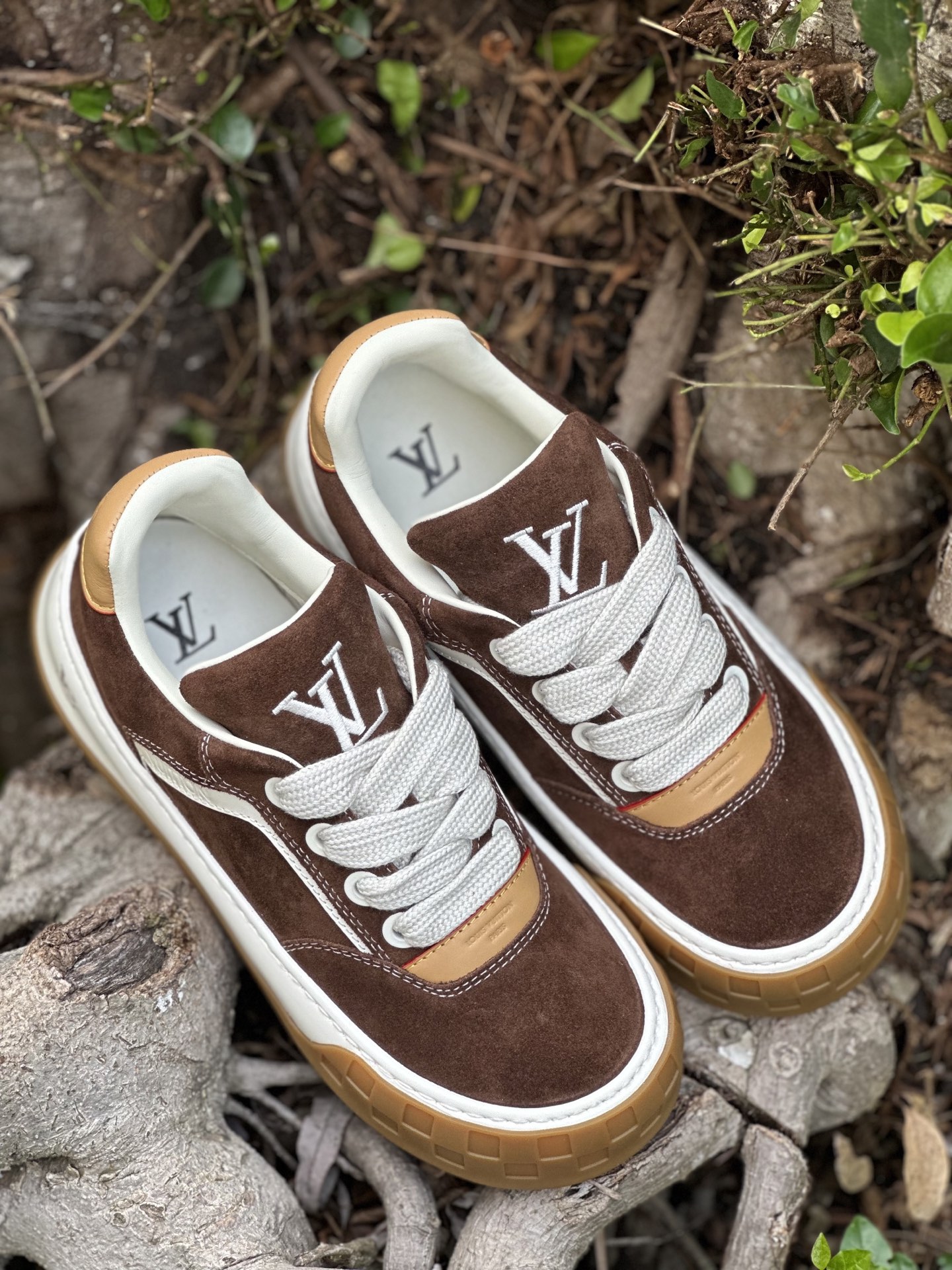 430 佛山版本 LOUIS VUITTON Tilted 饼干系列 LV 路易威登 Tilted Low Sneakers 倾斜系列低帮复古休闲运动板鞋