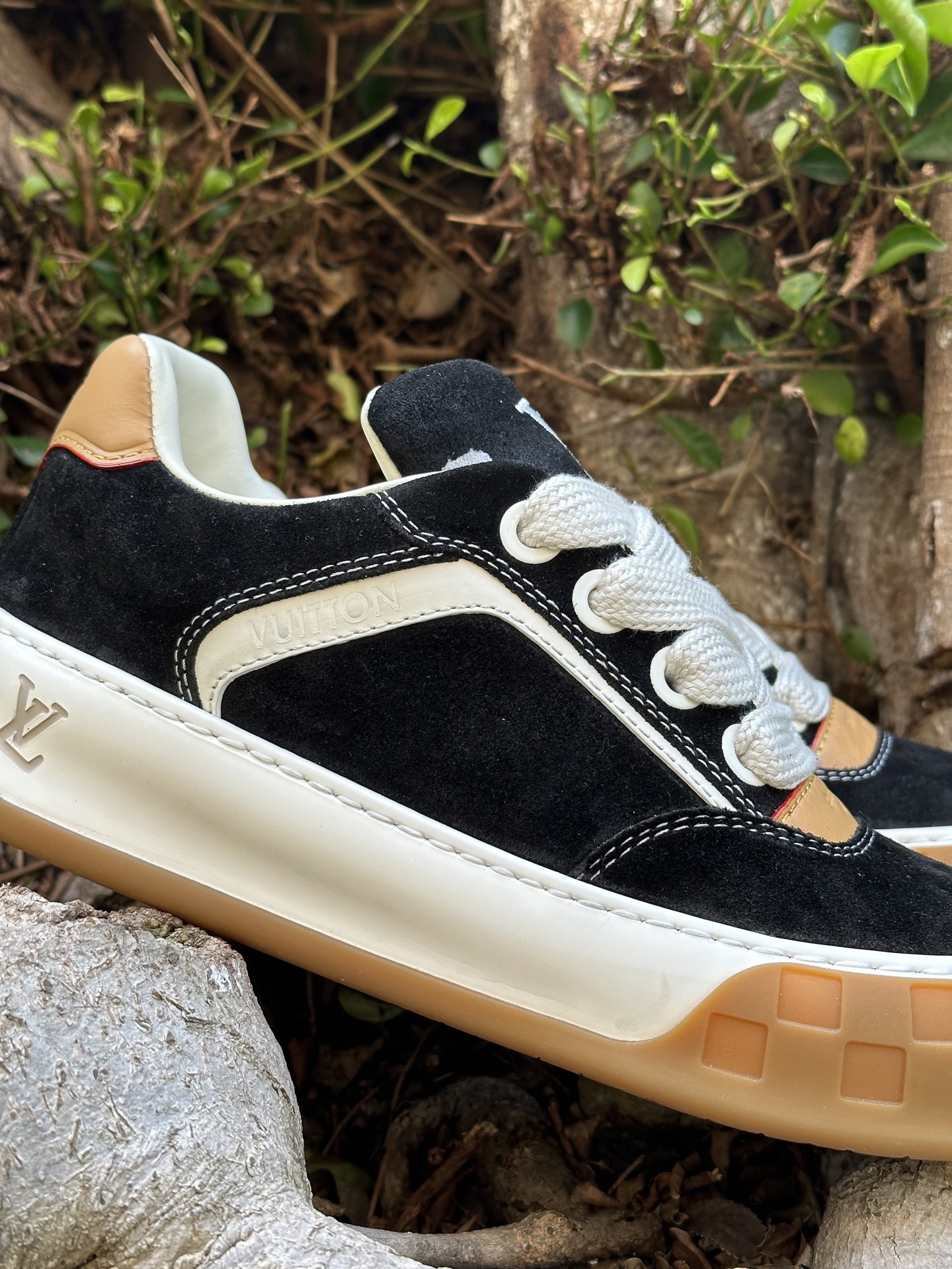 430 佛山版本持续更新中 LOUIS VUITTON Tilted 饼干系列 2026 早春全新上架 唯一正确版本 LV 路易威登 Tilted Low Sneakers 倾斜系列低帮复古休闲运动板鞋