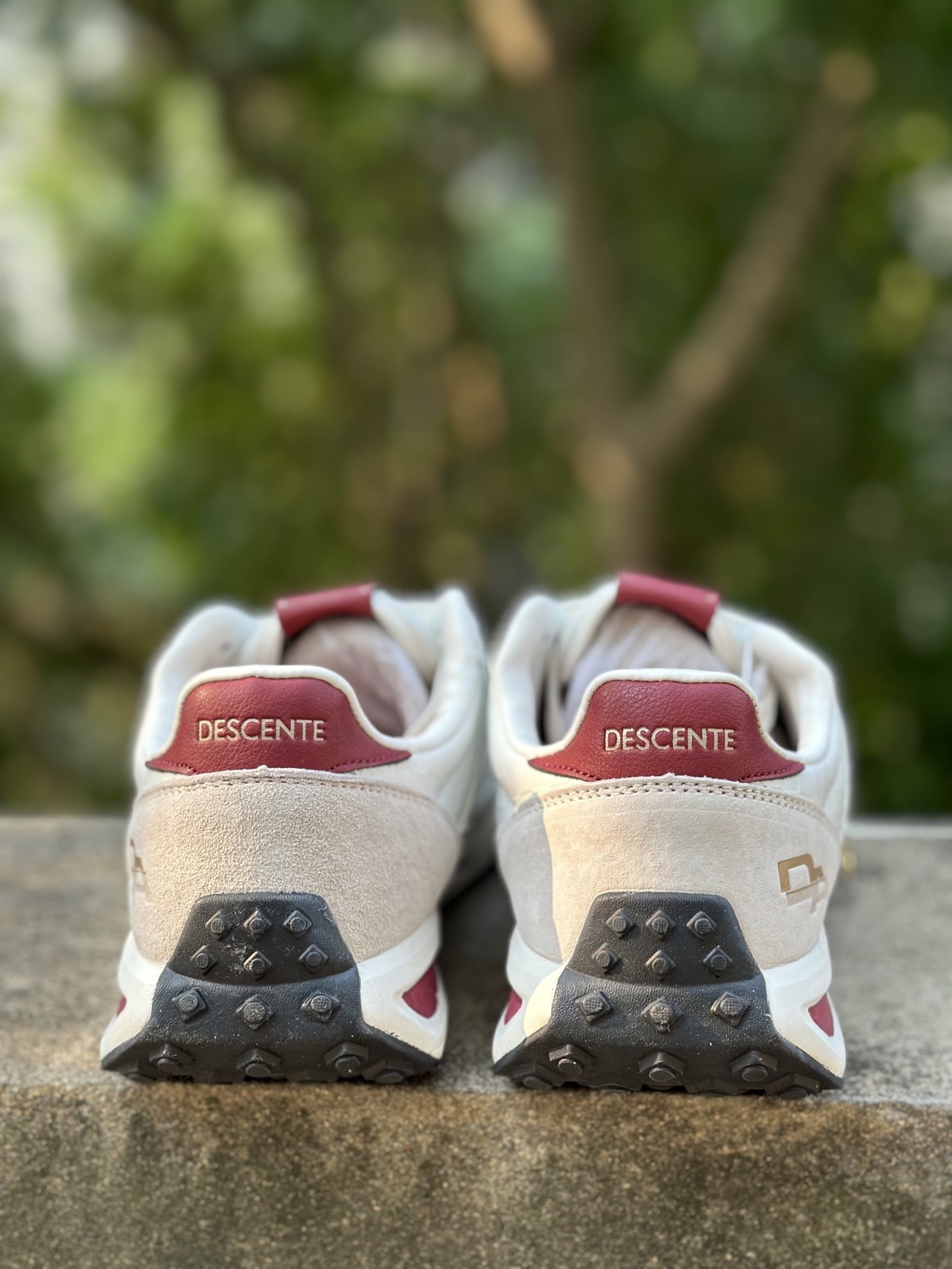 220 迪桑特DESCENTE Chron 马年限定 通勤缓震 稳定舒适 低帮 生活休闲鞋 D6131LSN19-Chinese UA Cheap High Quatity Brand Clothes Bags handbags Sneakers wholesale wholesaler seller from China Factory suppliers Fashion Clothing Shoes best Quality Beautiful Price 220 迪桑特DESCENTE Chron 马年限定 通勤缓震 稳定舒适 低帮 生活休闲鞋 D6131LSN19
