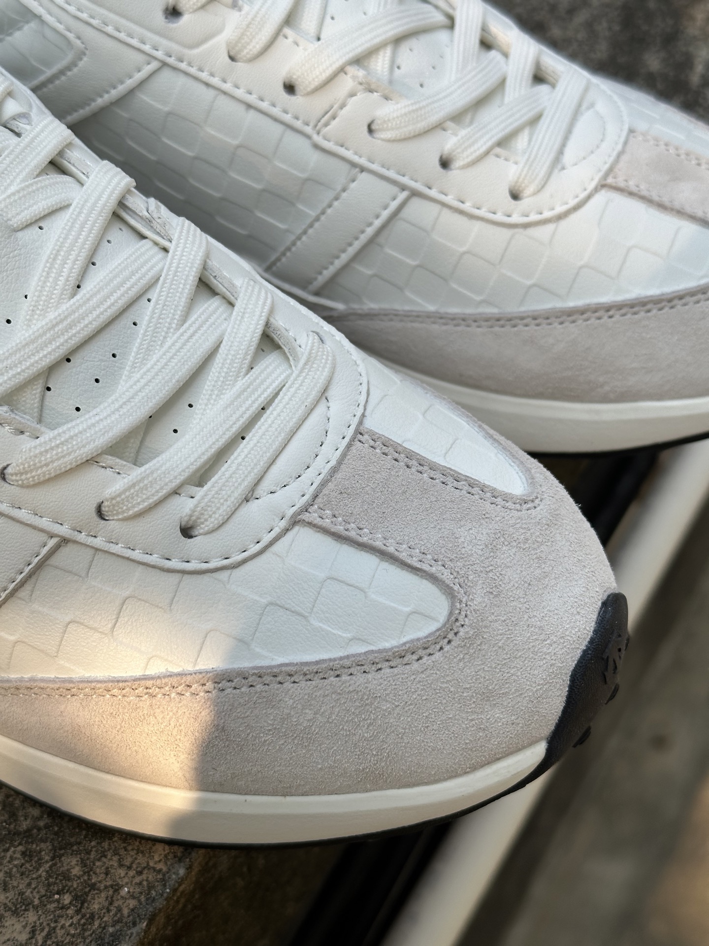 220 迪桑特DESCENTE Chron 马年限定 通勤缓震 稳定舒适 低帮 生活休闲鞋 D6131LSN19-Chinese UA Cheap High Quatity Brand Clothes Bags handbags Sneakers wholesale wholesaler seller from China Factory suppliers Fashion Clothing Shoes best Quality Beautiful Price 220 迪桑特DESCENTE Chron 马年限定 通勤缓震 稳定舒适 低帮 生活休闲鞋 D6131LSN19