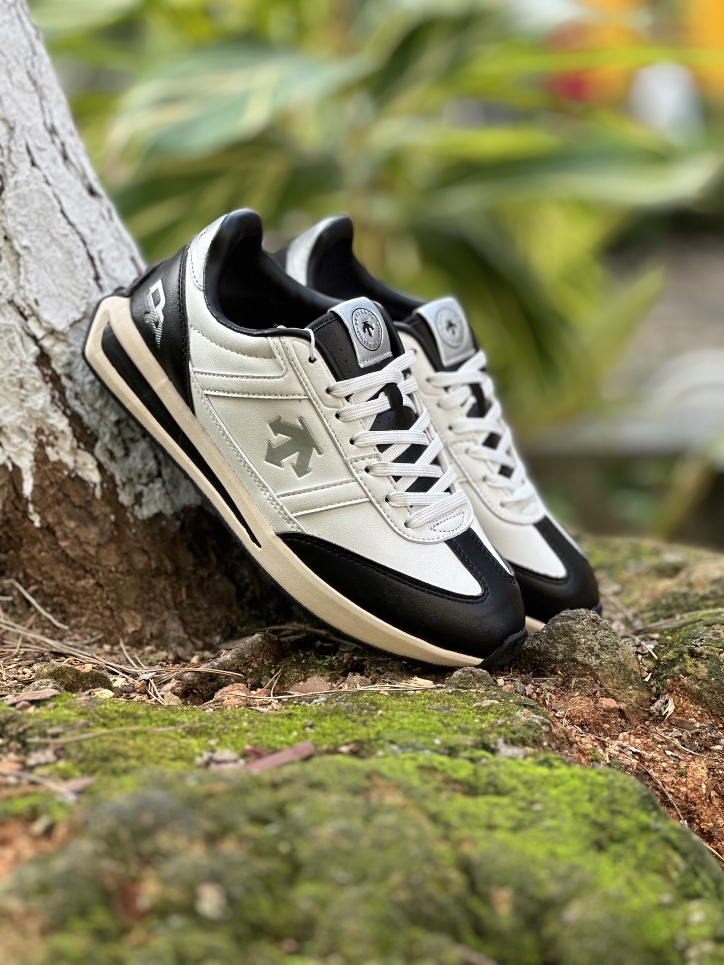 迪桑特DESCENTE Chron 通勤缓震 稳定舒适 低帮 生活休闲鞋-Chinese UA Cheap High Quatity Brand Clothes Bags handbags Sneakers wholesale wholesaler seller from China Factory suppliers Fashion Clothing Shoes best Quality Beautiful Price 迪桑特DESCENTE Chron 通勤缓震 稳定舒适 低帮 生活休闲鞋