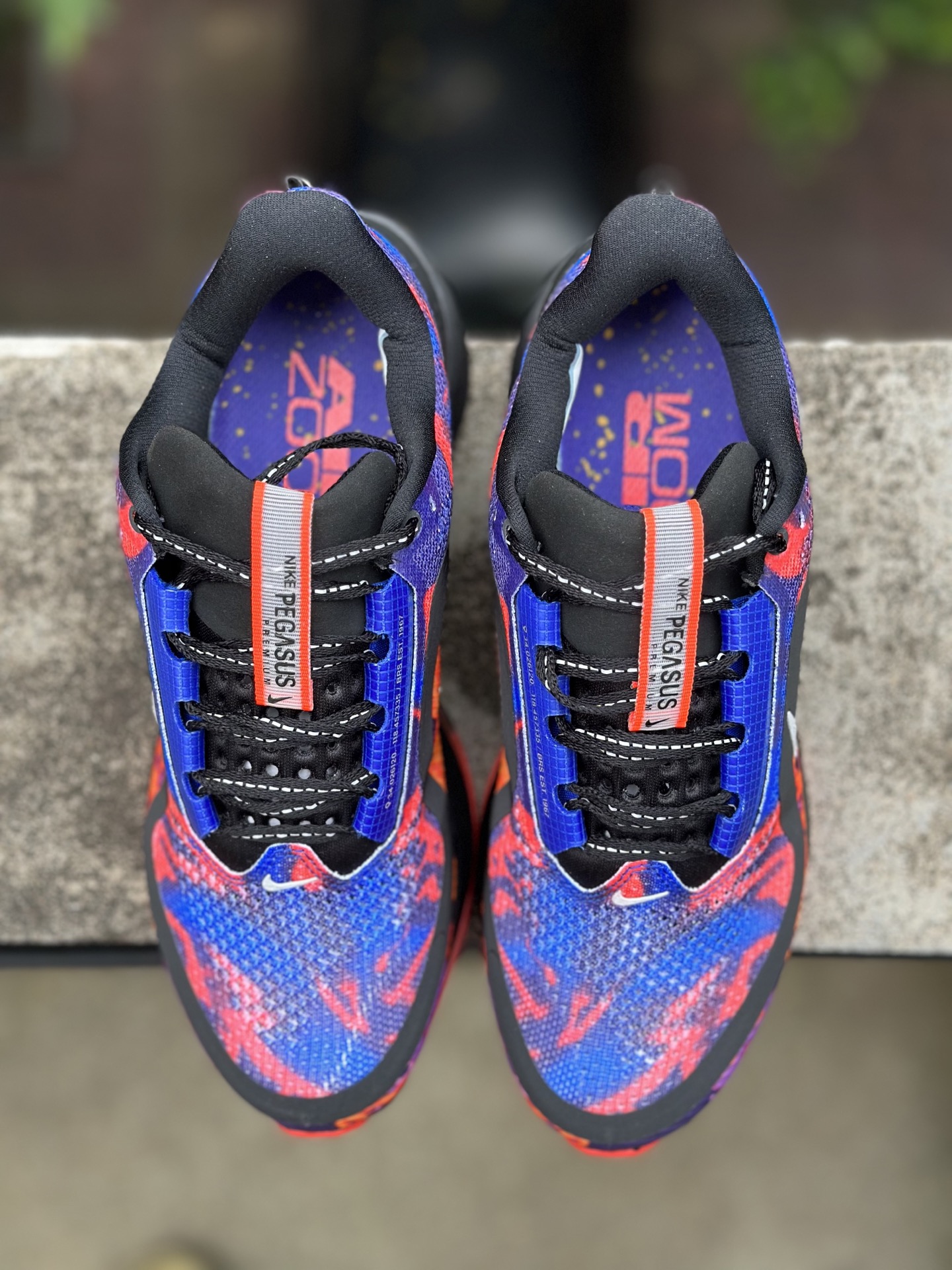 NIKE PEGASUS PREMIUM耐克飞马公路跑步鞋 有史以来第一双拥有弯曲全掌的AIR ZOOM气垫 IM6779-635-Top High Quatity Cheap Sneakers Fashion Clothing Clothes Bags handbags Shoes of all Brand wholesale With The best Quality And Beautiful Price from China Factory Chinese suppliers wholesaler seller NIKE PEGASUS PREMIUM耐克飞马公路跑步鞋 有史以来第一双拥有弯曲全掌的AIR ZOOM气垫 IM6779-635