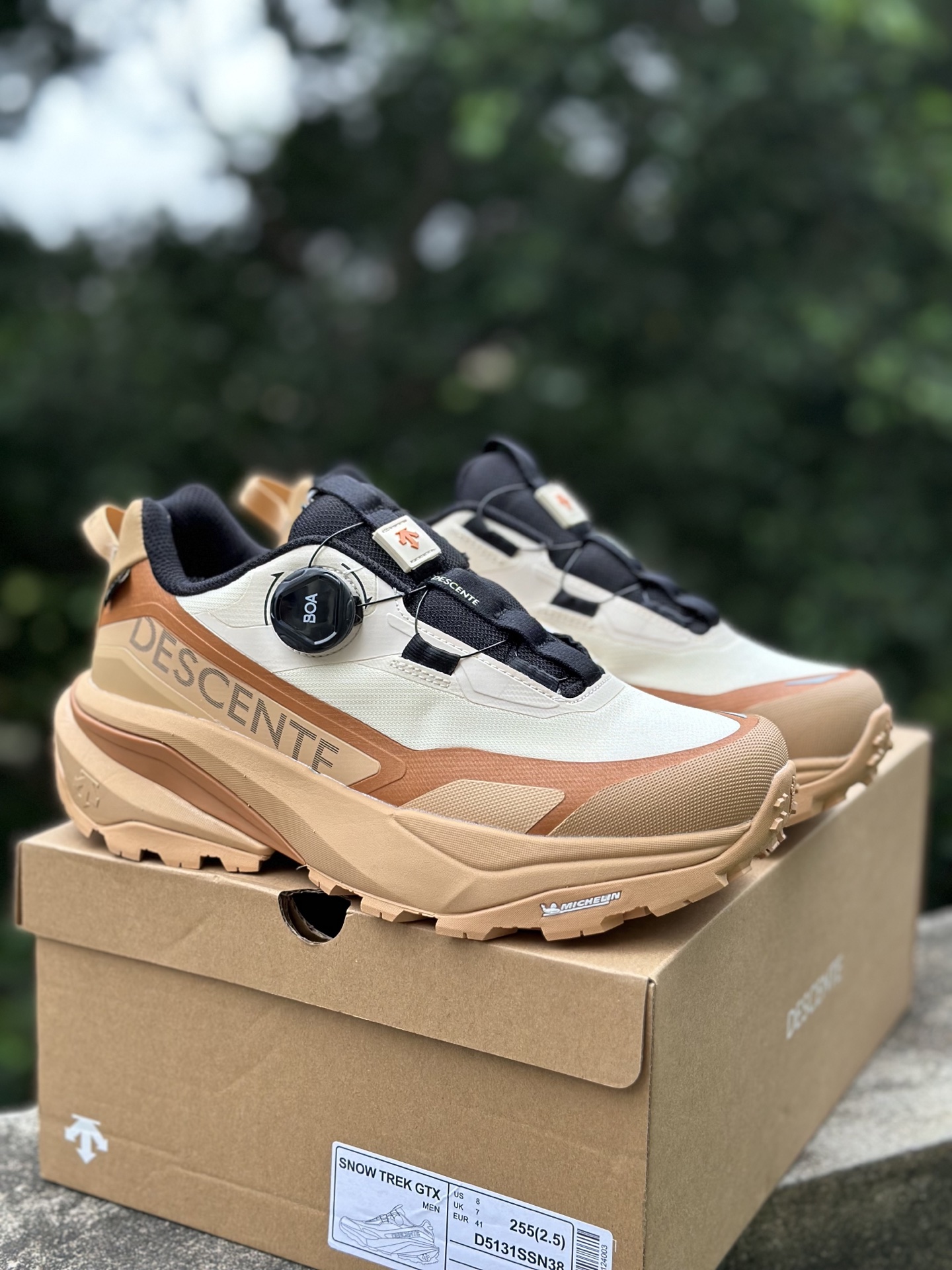 300 迪桑特DESCENTE SKI STYLE系列 SNOW TREK GTX 舒适百搭 防滑耐磨 低帮 徒步鞋 男款 棕色 D5131SSN38-KK-Chinese UA Cheap High Quatity Brand Clothes Bags handbags Sneakers wholesale wholesaler seller from China Factory suppliers Fashion Clothing Shoes best Quality Beautiful Price 300 迪桑特DESCENTE SKI STYLE系列 SNOW TREK GTX 舒适百搭 防滑耐磨 低帮 徒步鞋 男款 棕色 D5131SSN38-KK