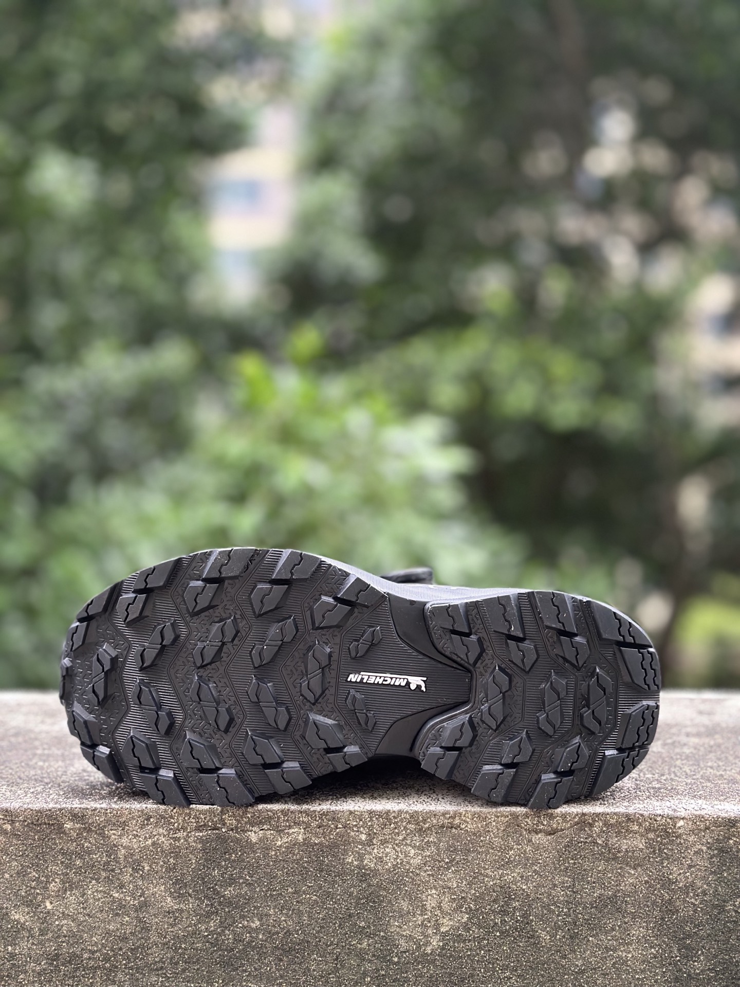 300 迪桑特DESCENTE SKI STYLE系列 SNOW TREK GTX 舒适百搭 防滑耐磨 低帮 徒步鞋 男款 黑色 D5131SSN38-BK