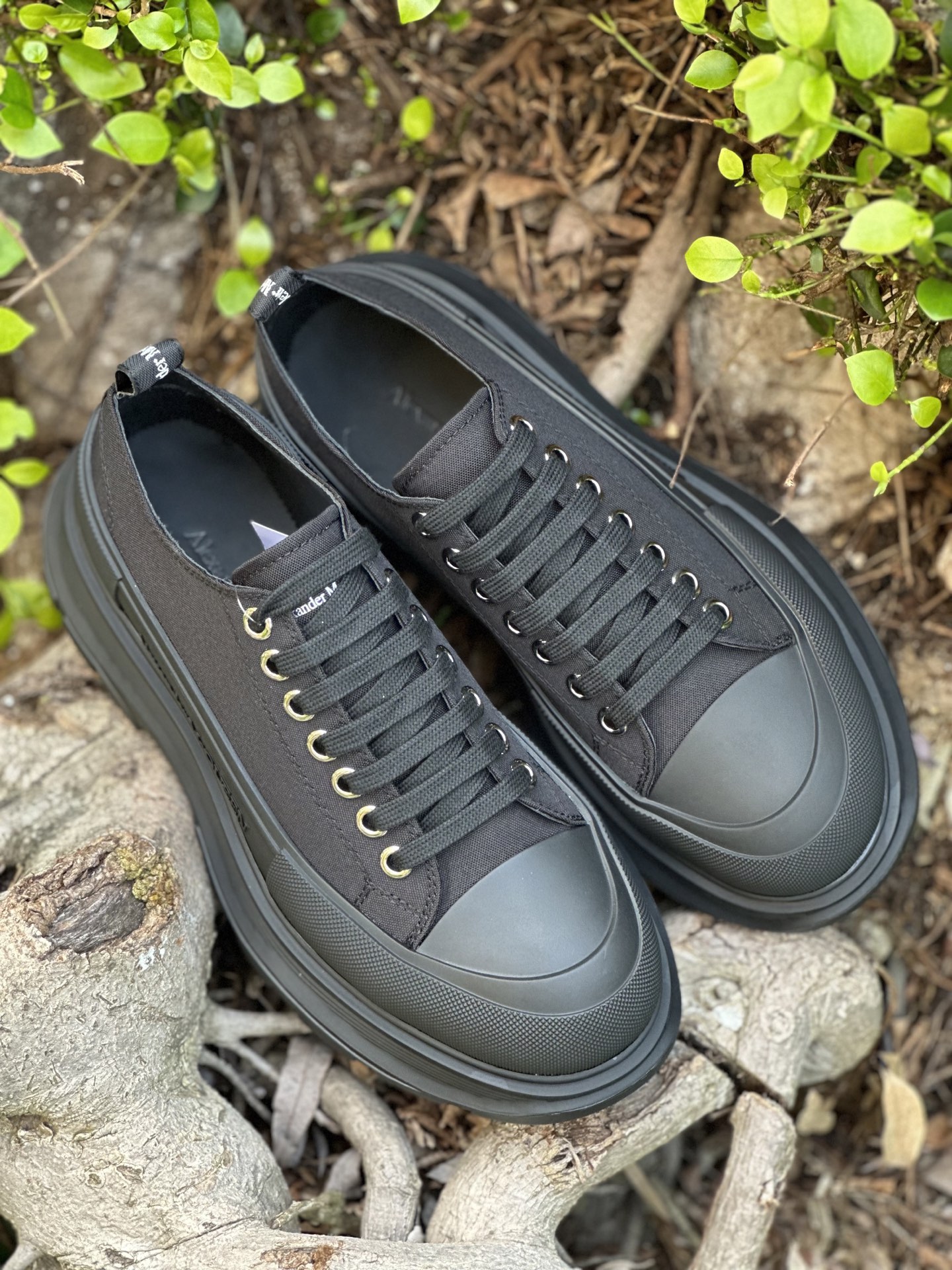 420 2026s 渠道原单货 专柜原盒礼带版本 代购指定天花板AlexanderMcQueen/亚历山大麦昆松糕鞋厚底增高帆布鞋-Chinese UA Cheap High Quatity Brand Clothes Bags handbags Sneakers wholesale wholesaler seller from China Factory suppliers Fashion Clothing Shoes best Quality Beautiful Price 420 2026s 渠道原单货 专柜原盒礼带版本 代购指定天花板AlexanderMcQueen/亚历山大麦昆松糕鞋厚底增高帆布鞋