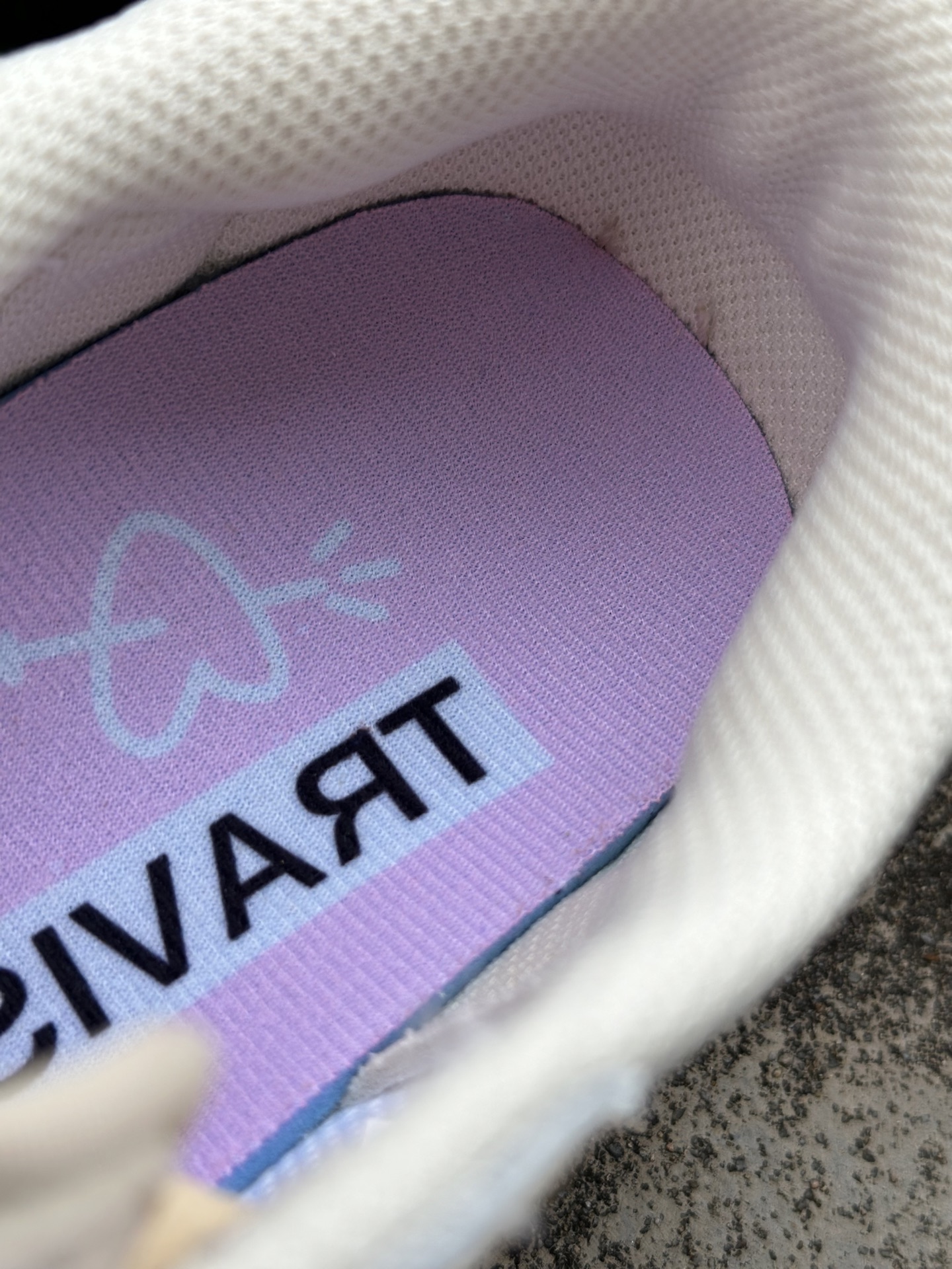 Travis Scott x Fragment Design x Jordan Air Jordan 1 Low SP 倒钩 三方联名闪电 低帮 篮球鞋 男女同款 米粉 IQ7604-100-Top High Quatity Cheap Sneakers Fashion Clothing Clothes Bags handbags Shoes of all Brand wholesale With The best Quality And Beautiful Price from China Factory Chinese suppliers wholesaler seller Travis Scott x Fragment Design x Jordan Air Jordan 1 Low SP 倒钩 三方联名闪电 低帮 篮球鞋 男女同款 米粉 IQ7604-100