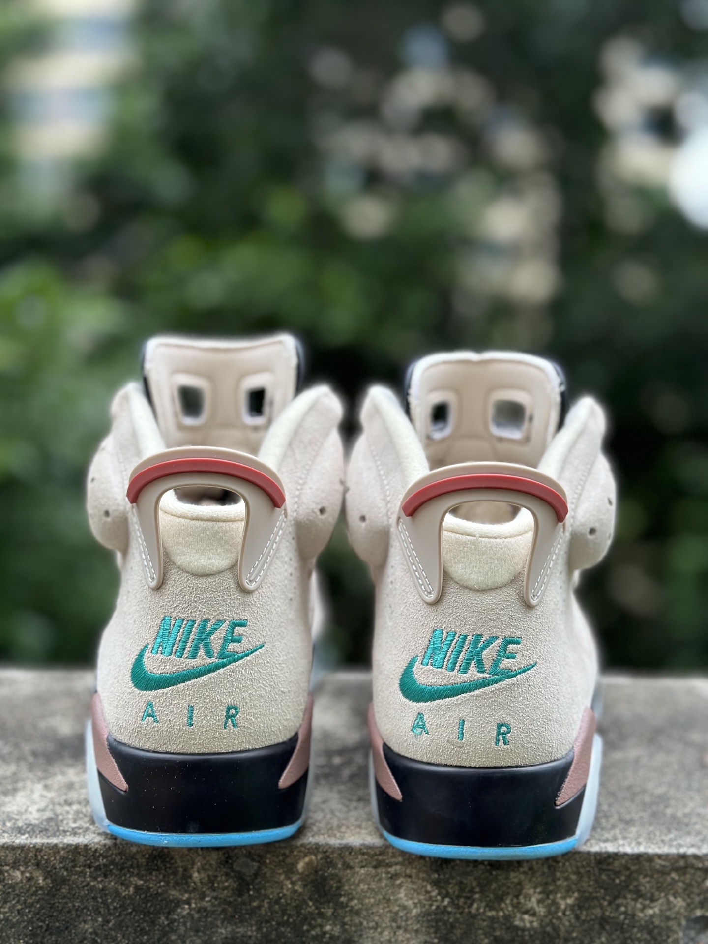 Air Jordan 6 Retro 高帮 AJ6 乔丹6代 aj6 乔6 高邦 乔丹篮球鞋系列 联名浅棕色 IF3103-100 Air Jordan 6 Retro 高帮 AJ6 乔丹6代 aj6 乔6 高邦 乔丹篮球鞋系列 联名浅棕色 IF3103-100