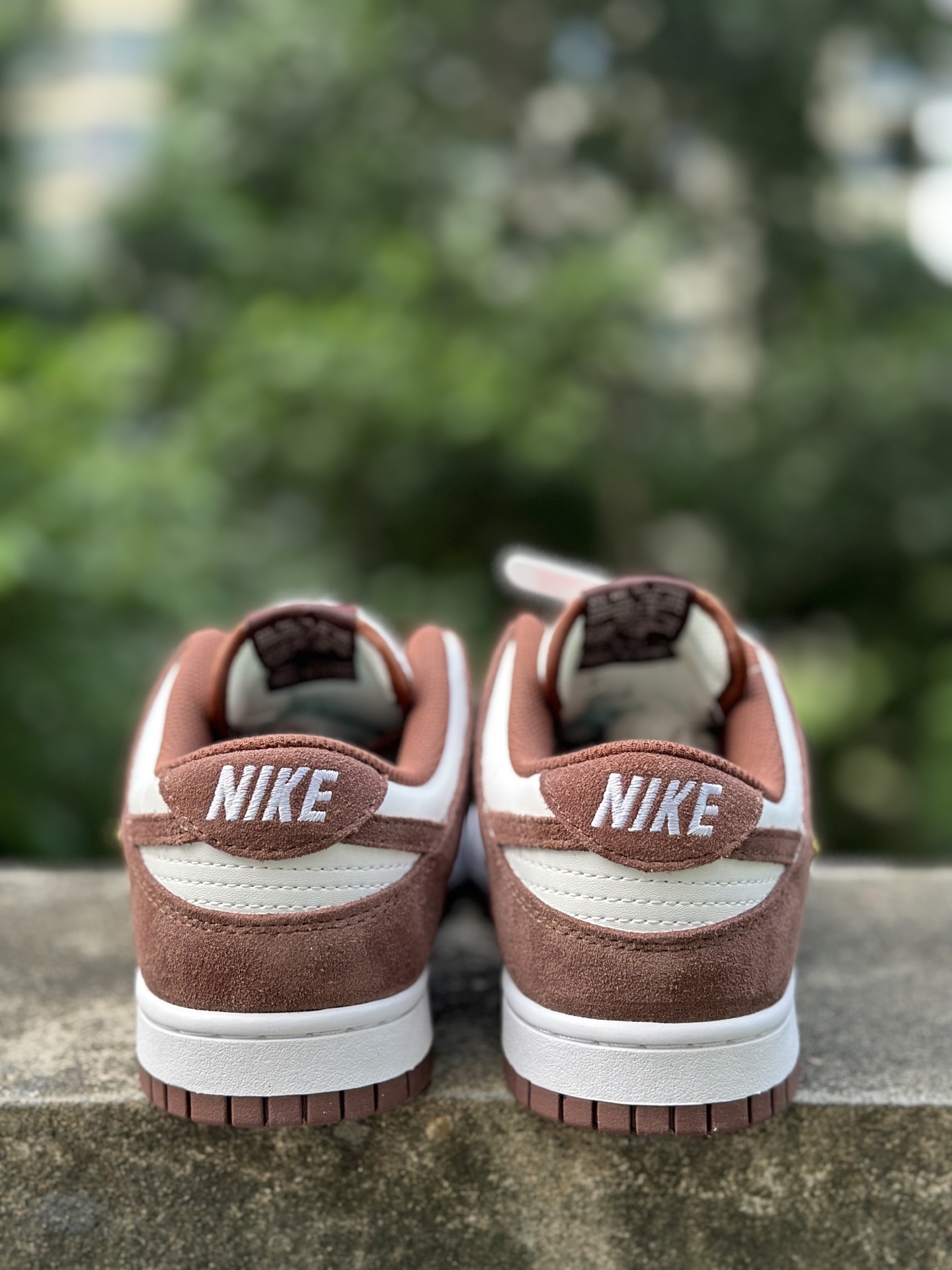 Nike Dunk 皮革合成革 舒适贴合 减震 低帮 板鞋 男女款 棕色 IO4244-102-Top High Quatity Cheap Sneakers Fashion Clothing Clothes Bags handbags Shoes of all Brand wholesale With The best Quality And Beautiful Price from China Factory Chinese suppliers wholesaler seller Nike Dunk 皮革合成革 舒适贴合 减震 低帮 板鞋 男女款 棕色 IO4244-102