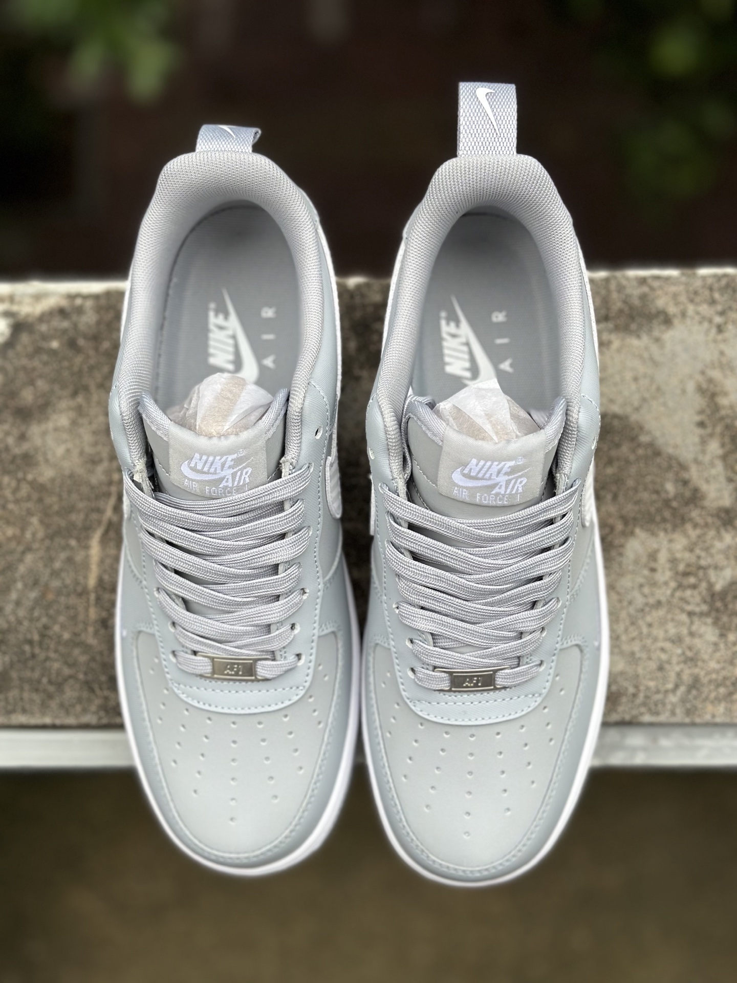 Nike Air Force 1 Low 空军一号低帮休闲运动板鞋 IR5599-002 灰白 Nike Air Force 1 Low 空军一号低帮休闲运动板鞋 IR5599-002 灰白
