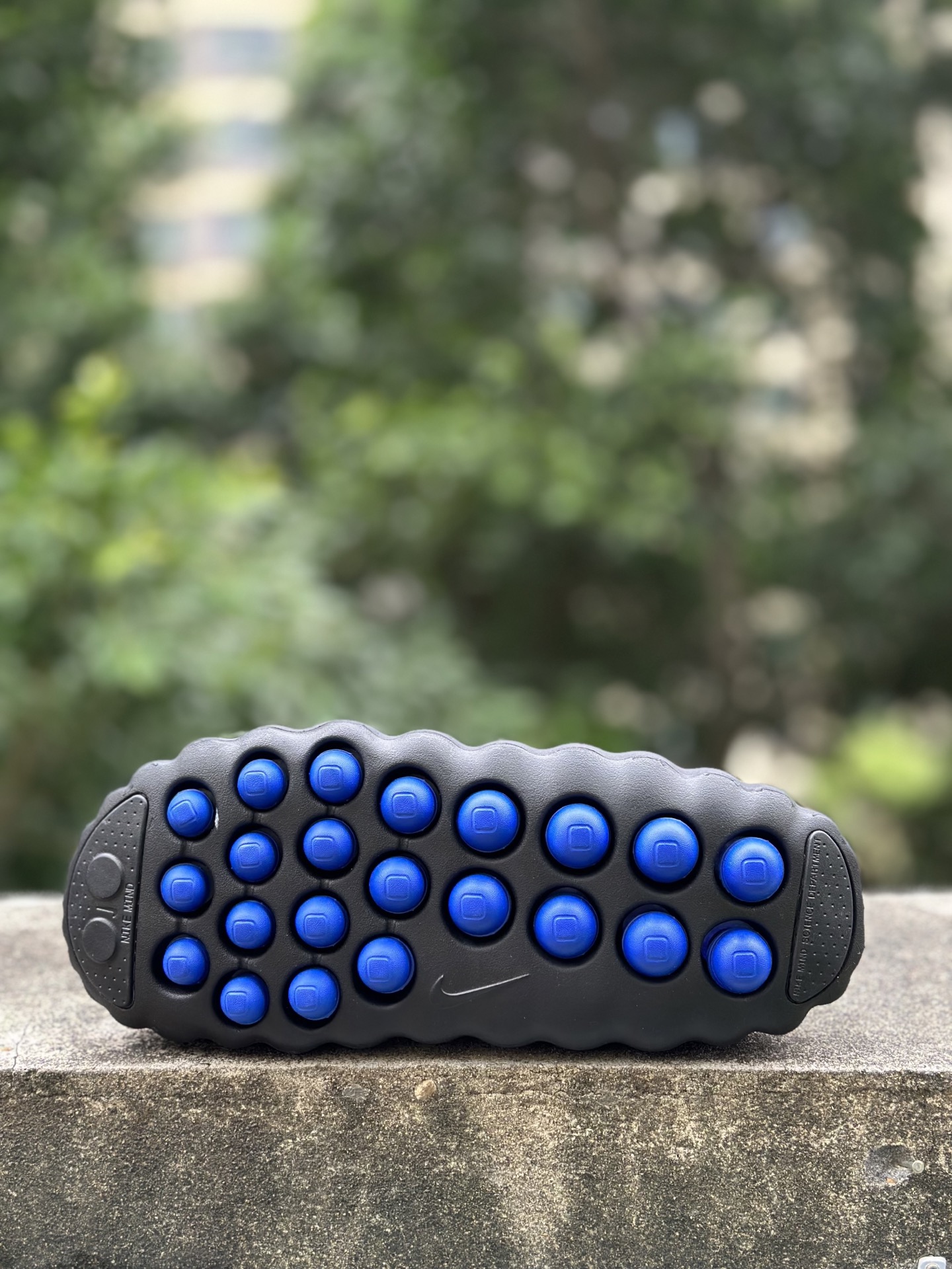 PKNike Mind 001 黑科技足底按摩舒适柔软包头拖鞋 黑色 IQ8502-001 PKNike Mind 001 黑科技足底按摩舒适柔软包头拖鞋 黑色 IQ8502-001