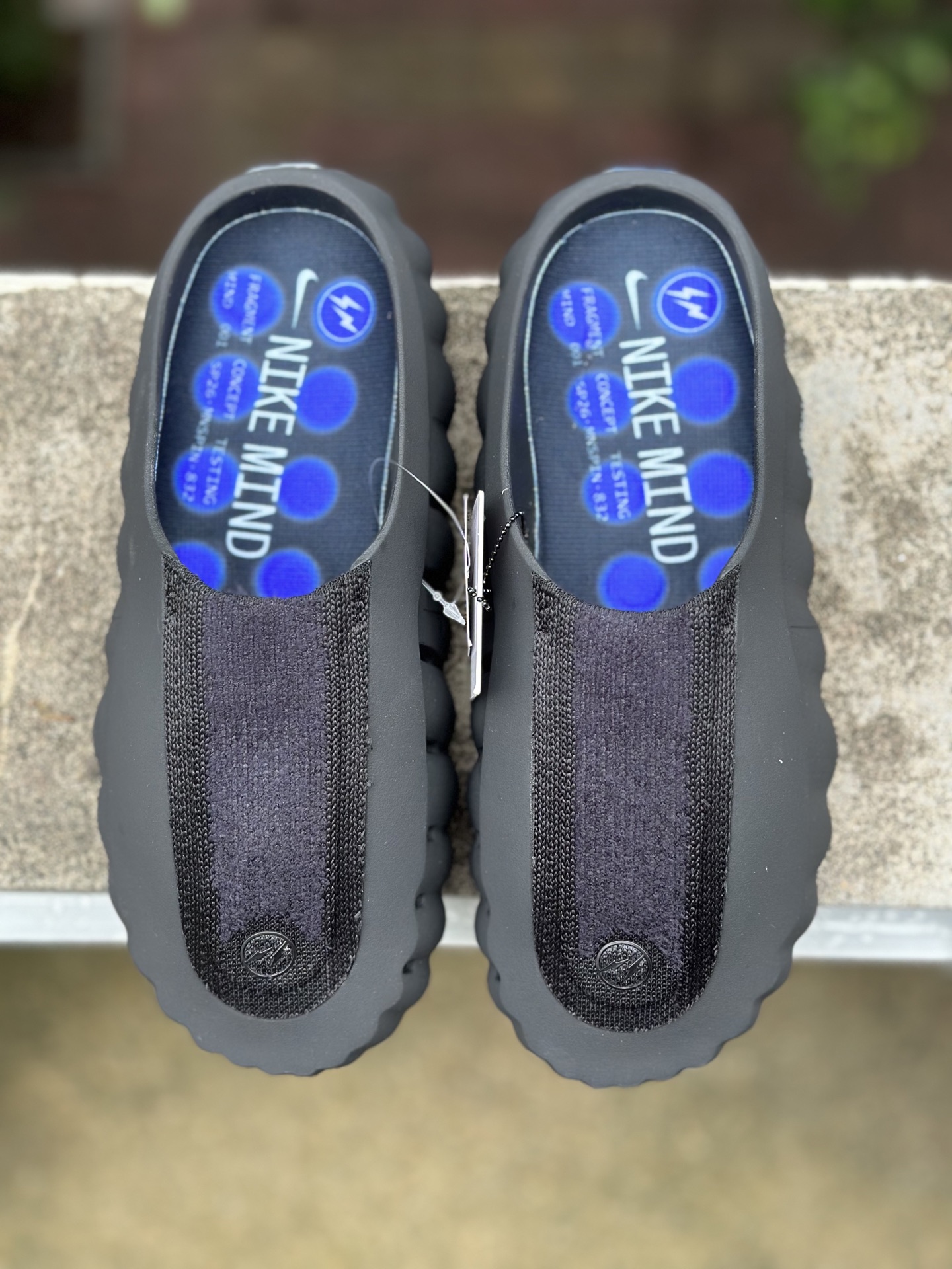 PKNike Mind 001 黑科技足底按摩舒适柔软包头拖鞋 黑色 IQ8502-001 PKNike Mind 001 黑科技足底按摩舒适柔软包头拖鞋 黑色 IQ8502-001