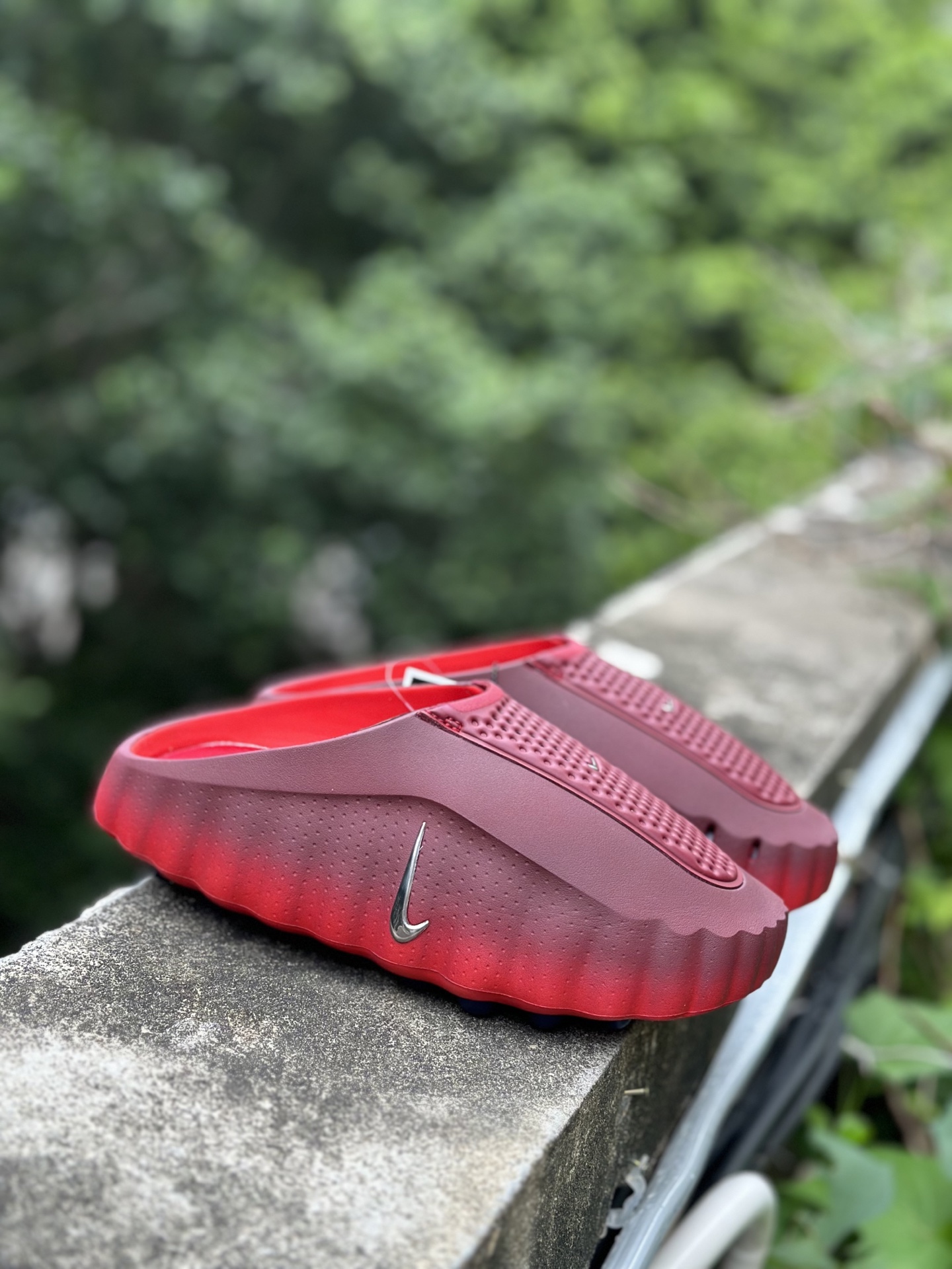 PKNike Mind 001 黑科技足底按摩舒适柔软包头拖鞋 深红 HQ4307-601 PKNike Mind 001 黑科技足底按摩舒适柔软包头拖鞋 深红 HQ4307-601
