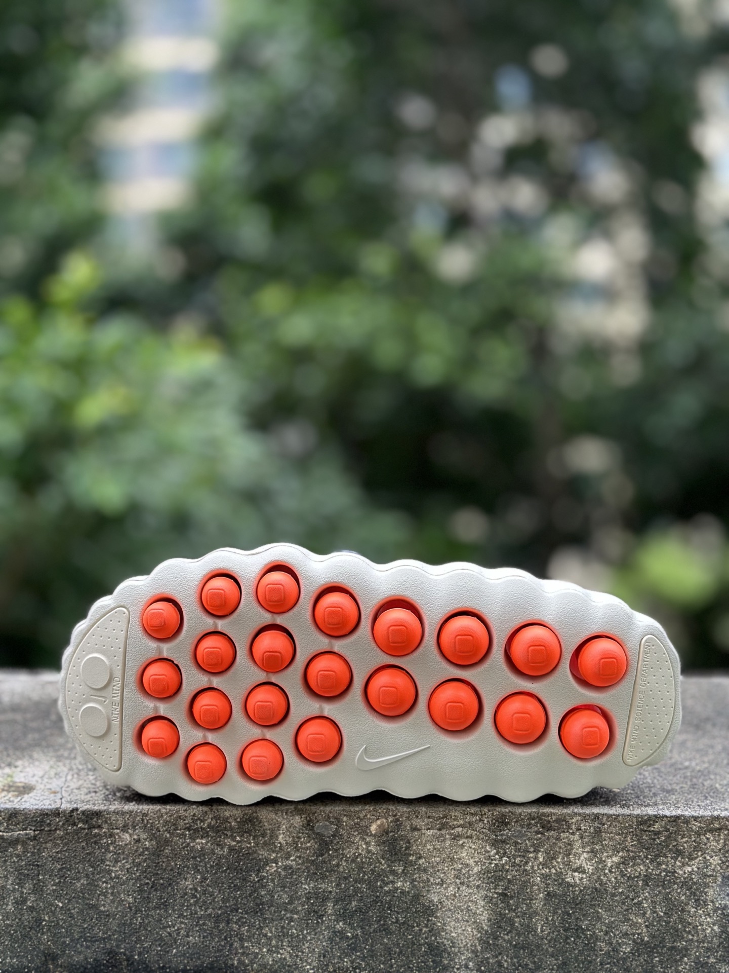 PKNike Mind 001 黑科技足底按摩舒适柔软包头拖鞋 米色 HQ4307-002 PKNike Mind 001 黑科技足底按摩舒适柔软包头拖鞋 米色 HQ4307-002