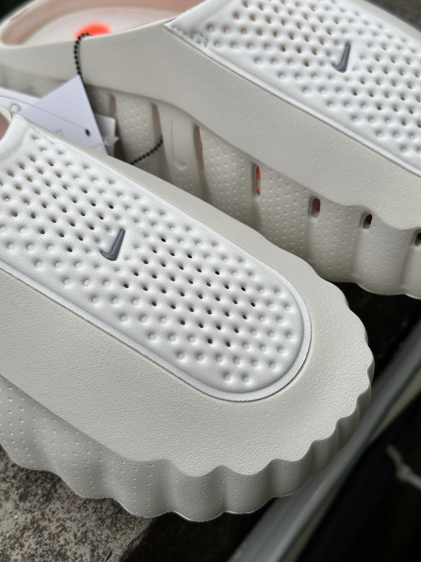 PKNike Mind 001 黑科技足底按摩舒适柔软包头拖鞋 米色 HQ4307-002 PKNike Mind 001 黑科技足底按摩舒适柔软包头拖鞋 米色 HQ4307-002