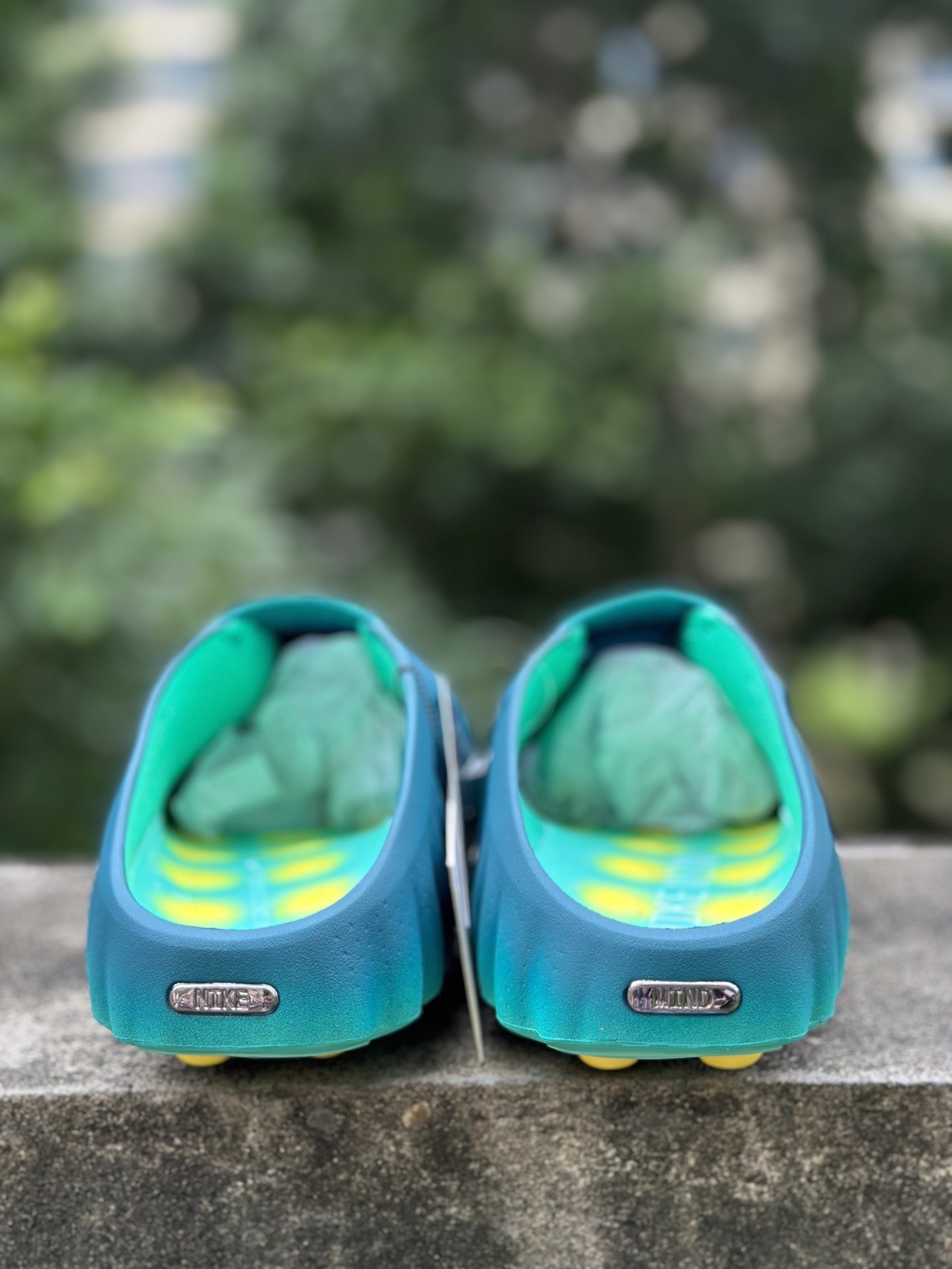 PKNike Mind 001 黑科技足底按摩舒适柔软包头拖鞋 晶洞蓝绿 HQ4307-301-Top High Quatity Cheap Sneakers Fashion Clothing Clothes Bags handbags Shoes of all Brand wholesale With The best Quality And Beautiful Price from China Factory Chinese suppliers wholesaler seller PKNike Mind 001 黑科技足底按摩舒适柔软包头拖鞋 晶洞蓝绿 HQ4307-301