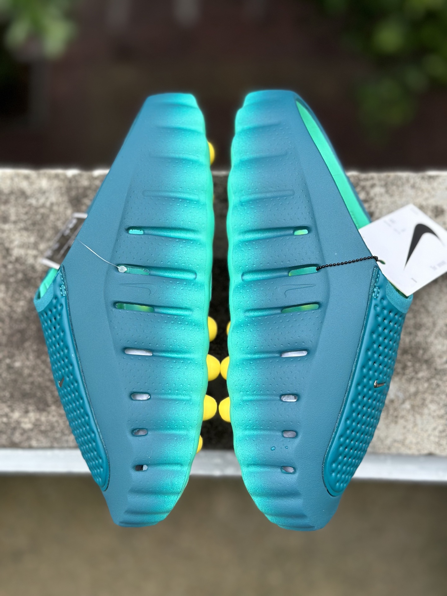 PKNike Mind 001 黑科技足底按摩舒适柔软包头拖鞋 晶洞蓝绿 HQ4307-301-Top High Quatity Cheap Sneakers Fashion Clothing Clothes Bags handbags Shoes of all Brand wholesale With The best Quality And Beautiful Price from China Factory Chinese suppliers wholesaler seller PKNike Mind 001 黑科技足底按摩舒适柔软包头拖鞋 晶洞蓝绿 HQ4307-301