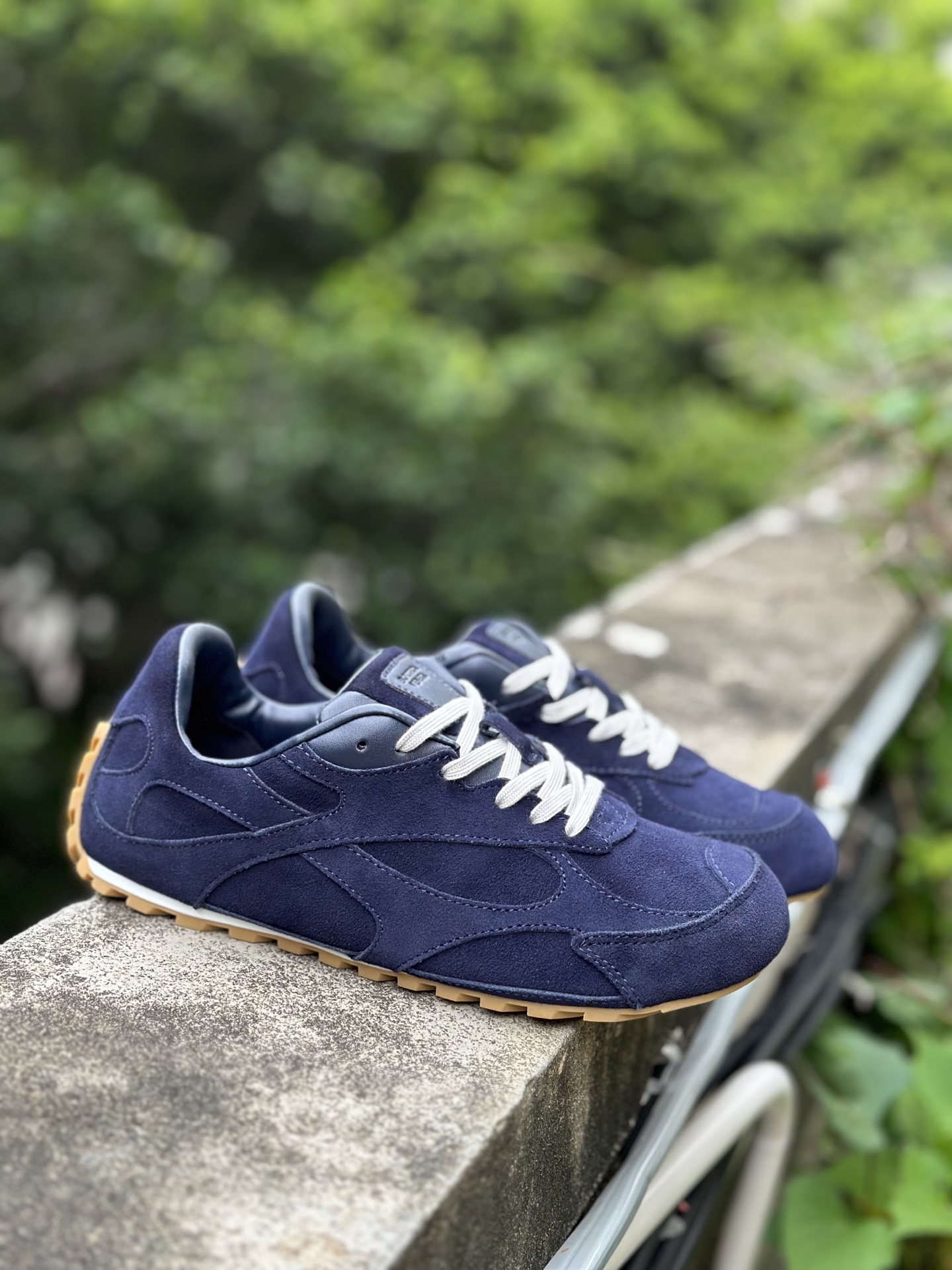 Bottega Veneta葆蝶家 Orbit 织物 圆头系带跑鞋 Bottega Veneta葆蝶家 Orbit 织物 圆头系带跑鞋