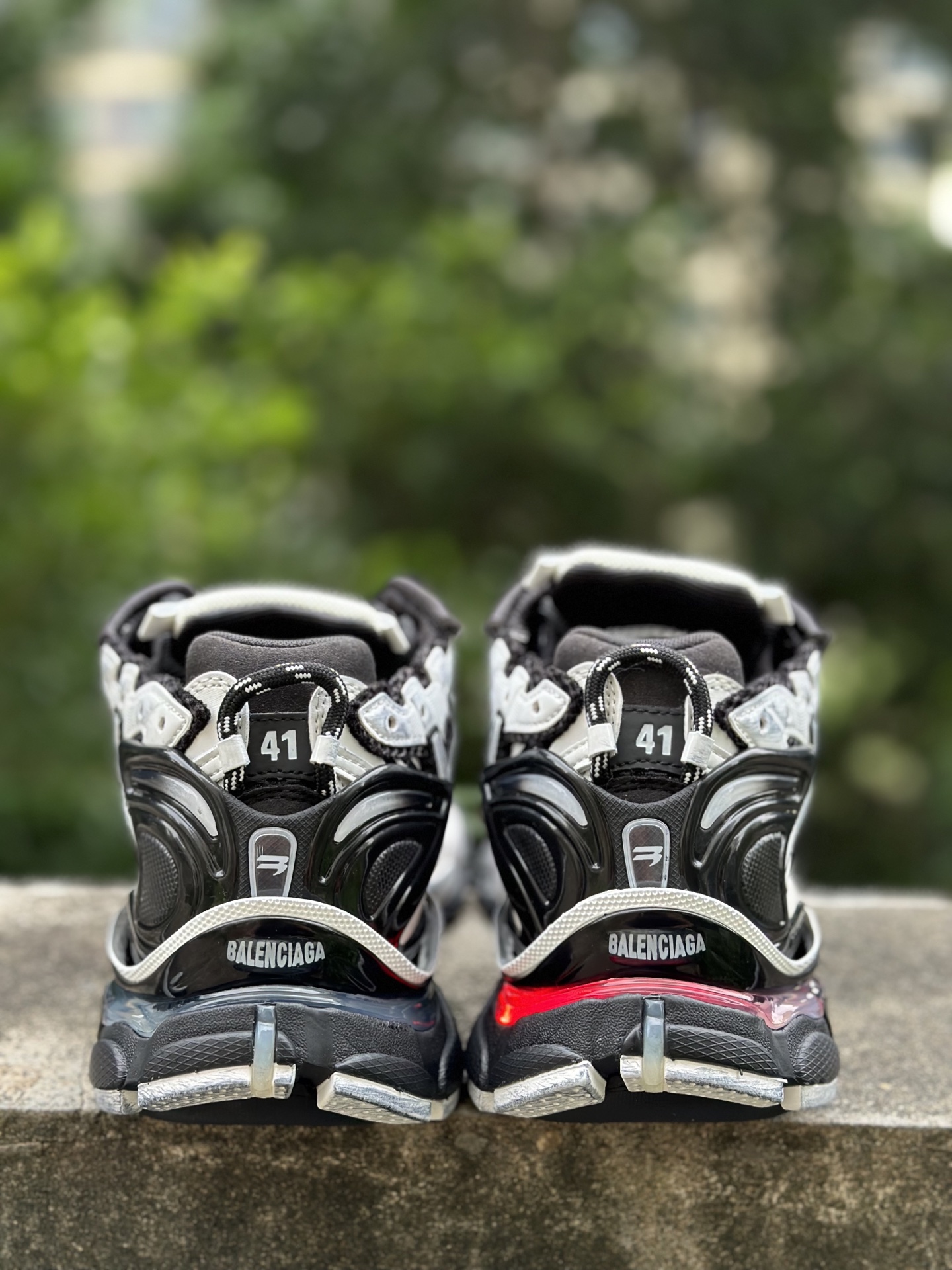 纯原版本巴黎世家巴黎 7代Runner 发光LED灯鞋-Top High Quatity Cheap Sneakers Fashion Clothing Clothes Bags handbags Shoes of all Brand wholesale With The best Quality And Beautiful Price from China Factory Chinese suppliers wholesaler seller 纯原版本巴黎世家巴黎 7代Runner 发光LED灯鞋