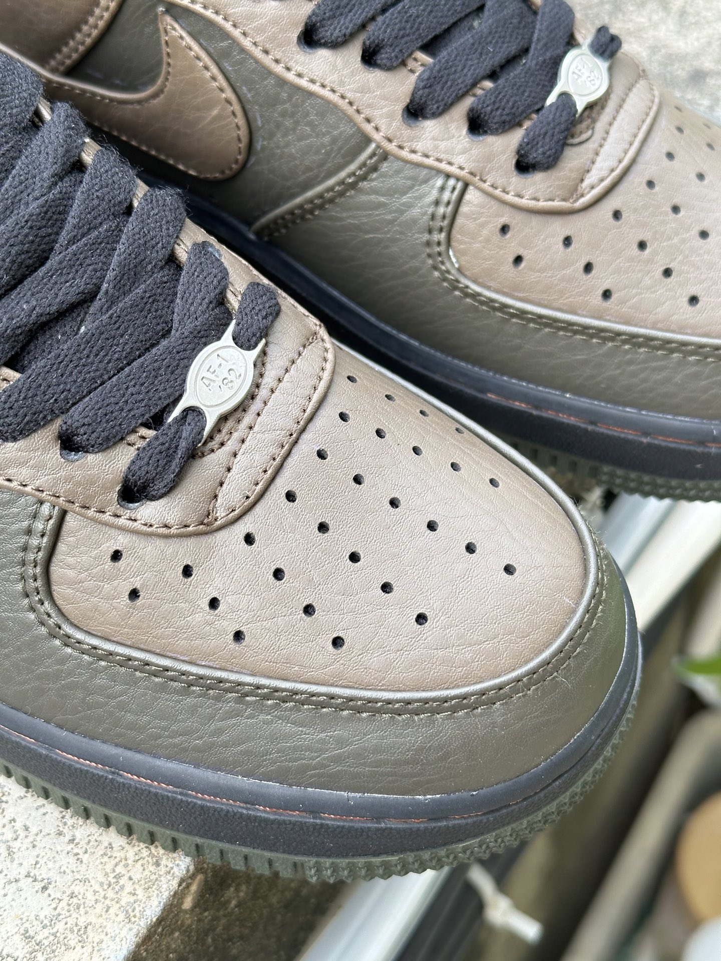 Nike Air Force 1 Low 空军一号低帮休闲运动板鞋 IQ1122-320 棕绿