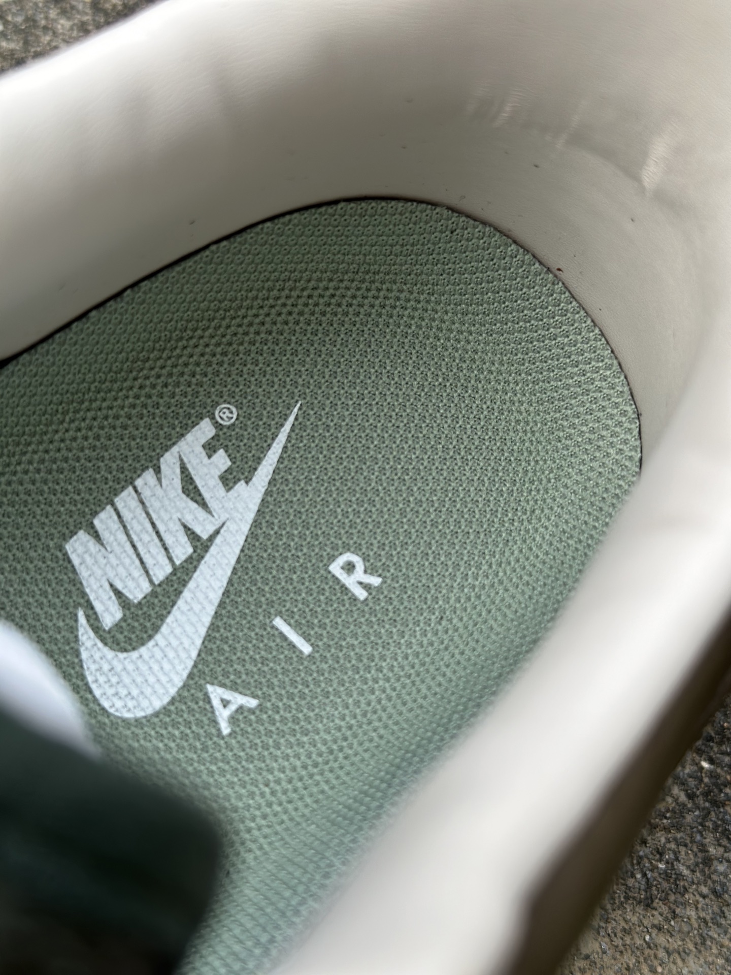 Nike Air Force 1 Low 空军一号低帮休闲运动板鞋 IQ1122-320 棕绿