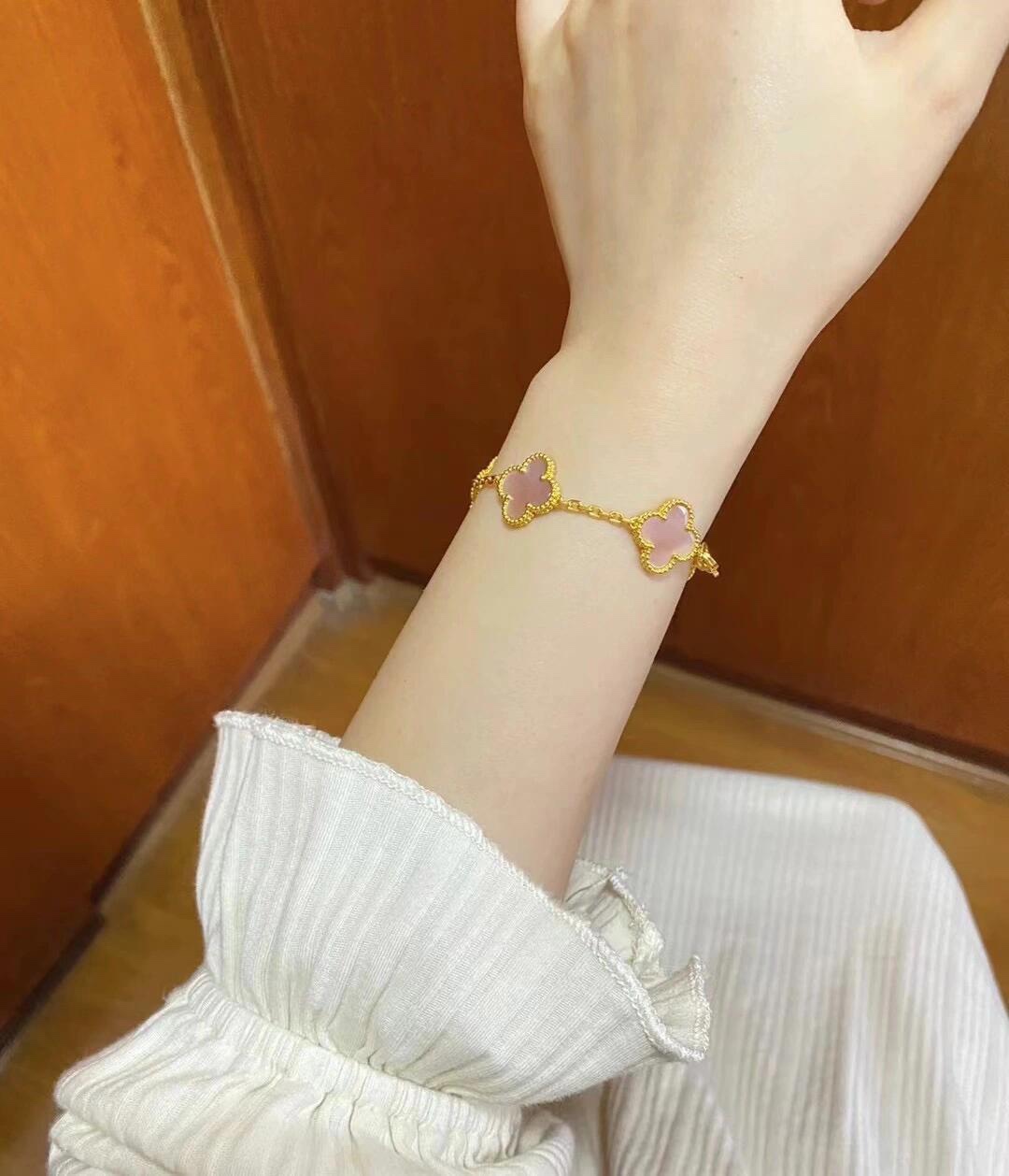 반클리프앤아펠 핑크 자개 네 잎 클로버 팔찌 63775 이미지 13