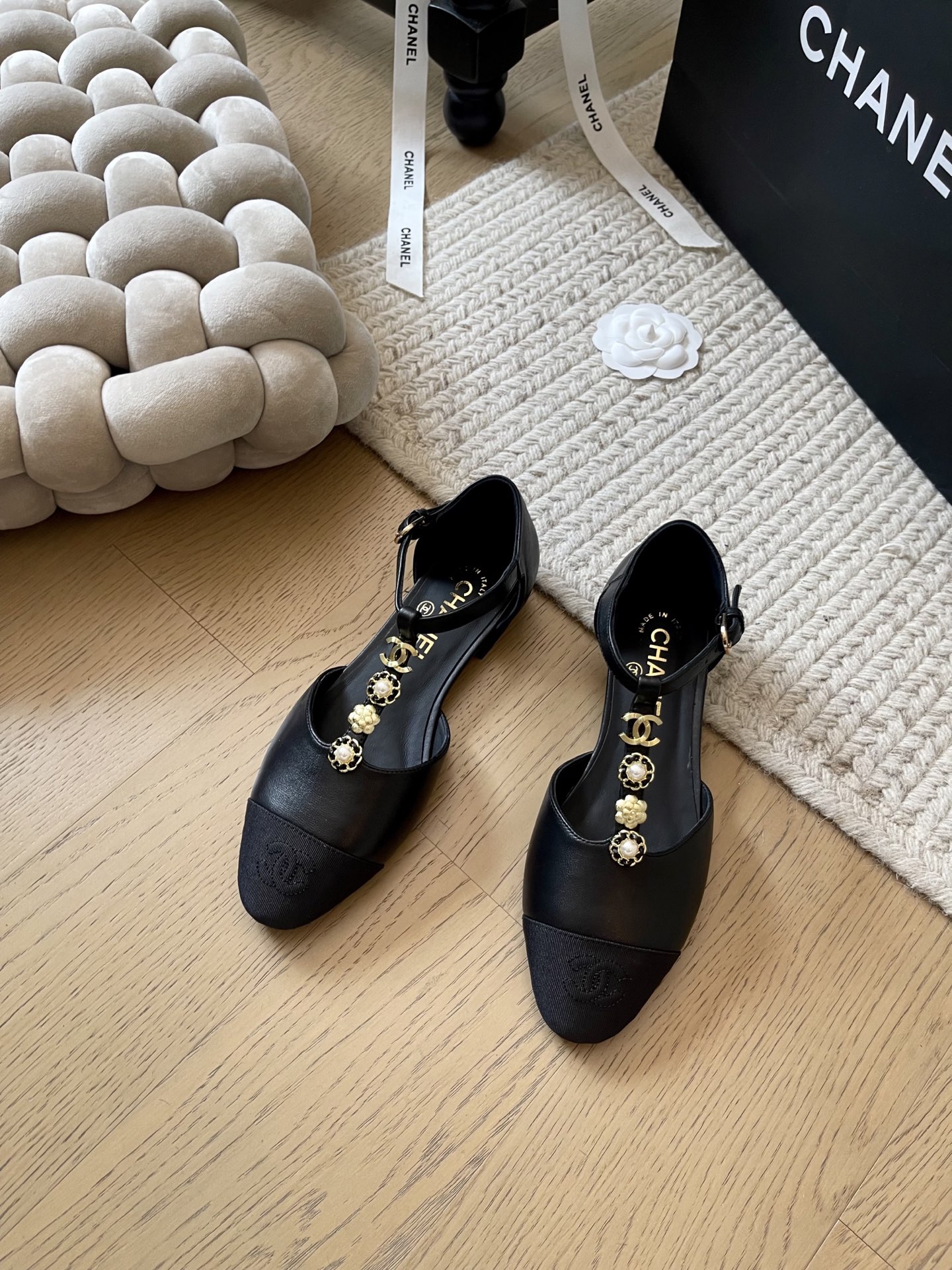 NO:257724,Chanel 25c early spring new Mary Jane!  Top version!  Get ready for sale, upper sheepskin footbed sheepskin genuine leather outsole size 34-41 Customized non-return or replacement, sandals, chanel, sandals, mary jane, sheepskin, Leather soles19860909Chanel 25c早春新款玛丽珍！ 顶级版本！ 抢先发售 鞋面羊皮 垫脚羊皮 真皮大底 码数34-41 定制不退不换,凉鞋,chanel,sandals,mary jane,sheepskin,Leather soles,Women's Shoes