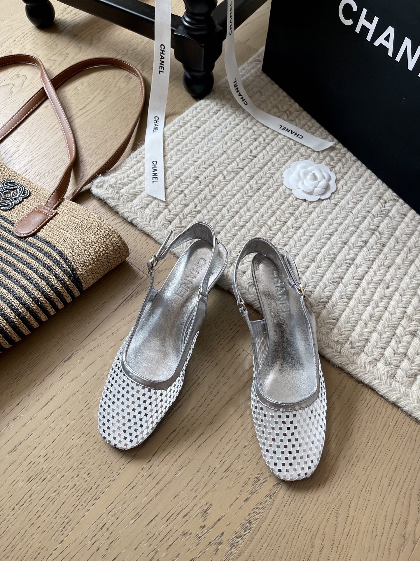 NO:416127,Chanel 25C early spring new mesh thick heel shoes!  Top version!  First sale, upper mesh spliced ​​sheepskin footbed sheepskin genuine leather outsole size 34-41 Customized non-return or replacement, sandals, chanel, sandals, sheepskin, Leather soles19860909Chanel 25C早春新款网纱粗跟单鞋！ 顶级版本！抢先发售 鞋面网纱拼接羊皮 垫脚羊皮 真皮大底 码数34-41 定制不退不换,凉鞋,chanel,sandals,sheepskin,Leather soles,Women's Shoes