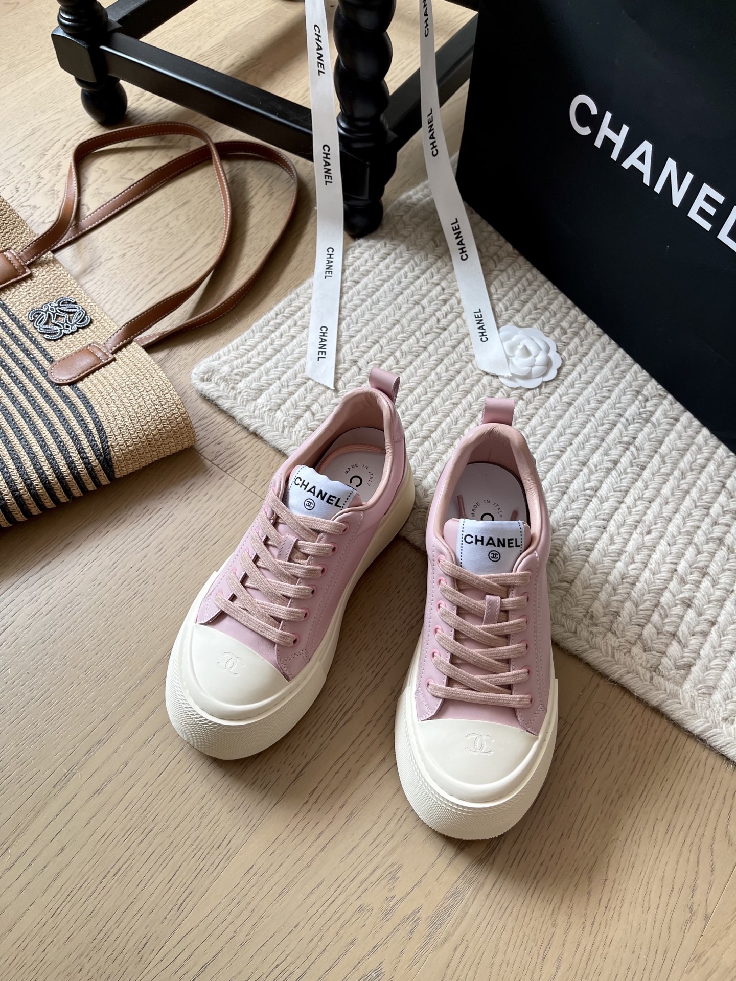 Chanel Spring New Thick-Soled White Sneakers in Pink Leather, Size 35-40