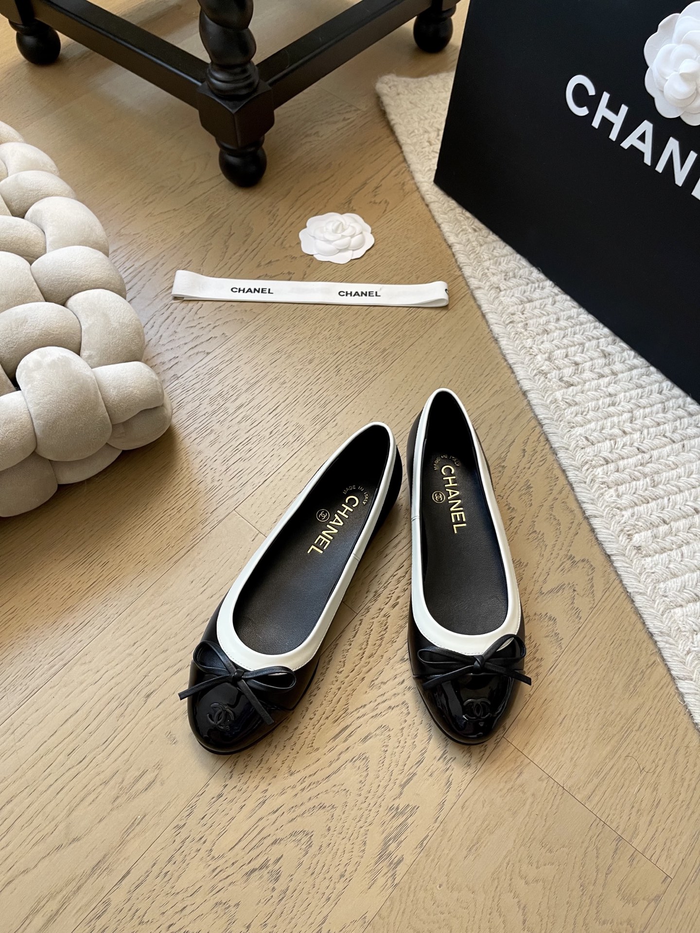 NO:439301,Chanel Vintage mid-old ballet single shoes!  Top version!  Get ready for sale, upper sheepskin, inner foot padded sheepskin, genuine leather outsole, size 34-40 '34 40 Customized, non-returned,' ballet shoes, chanel, sheepskin, Leather soles19860909Chanel Vintage中古芭蕾舞单鞋！ 顶级版本！抢先发售 鞋面羊皮 内里垫脚羊皮 真皮大底 码数34-40 「34 40 定制不退换」,芭蕾舞鞋,chanel,sheepskin,Leather soles,Women's Shoes