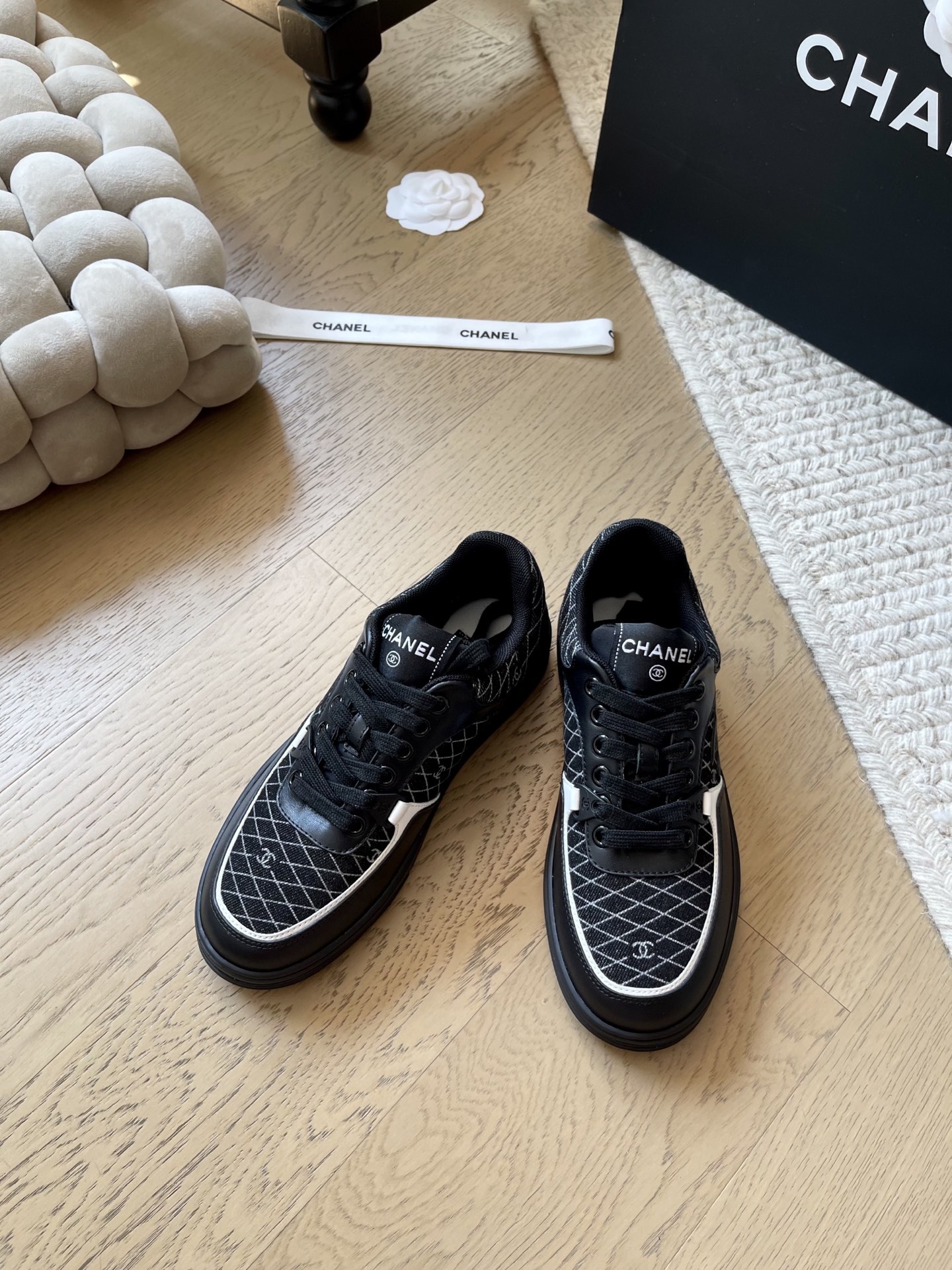 NO:446788,Chanel 25C spring and summer new thick-soled casual sneakers!  Top version!  First sale, imported top layer silk cowhide, original tarp, inner sheep, original combination sole, size 35-41 '40 41 customization, no return or exchange', casual shoes/sports, chanel, sneakers, cowhide19860909Chanel 25C春夏新款的厚底休闲运动鞋！ 顶级版本！抢先发售 鞋面进口头层丝绸牛皮 原版防水布 内里羊 原版组合大底 码数35-41 「40 41定制不退换」,休闲鞋/运动鞋,chanel,sneakers,cowhide,Women's Shoes