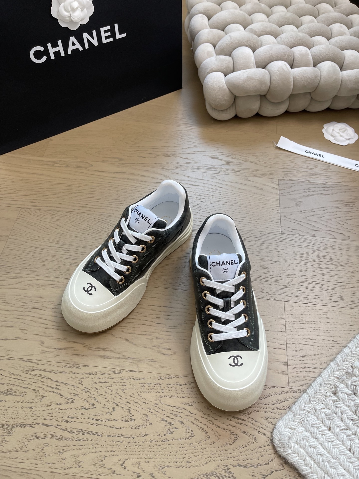 NO:463838,Chanel 25C new sports and casual shoes top version!  Get ready for sale Original custom material of upper, sheepskin lining, original outsole, size 35-40 '40 customization, no return and exchange', casual shoes/sports shoes, chanel, sneakers, sheepskin19860909Chanel 25C新款运动休闲鞋 顶级版本！抢先发售 鞋面原版定制材料 羊皮内里 原版大底 码数35-40 「40定制不退换」,休闲鞋/运动鞋,chanel,sneakers,sheepskin,Women's Shoes