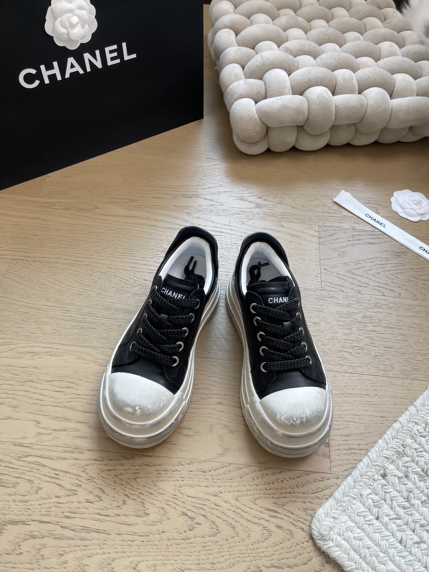 NO:463777,Chanel 25C new sports and casual shoes top version!  Get ready for sale Original custom material of upper, sheepskin lining, original outsole, size 35-40 '40 customization, no return and exchange', casual shoes/sports shoes, chanel, sneakers, sheepskin19860909Chanel 25C新款运动休闲鞋 顶级版本！抢先发售 鞋面原版定制材料 羊皮内里 原版大底 码数35-40 「40定制不退换」,休闲鞋/运动鞋,chanel,sneakers,sheepskin,Women's Shoes