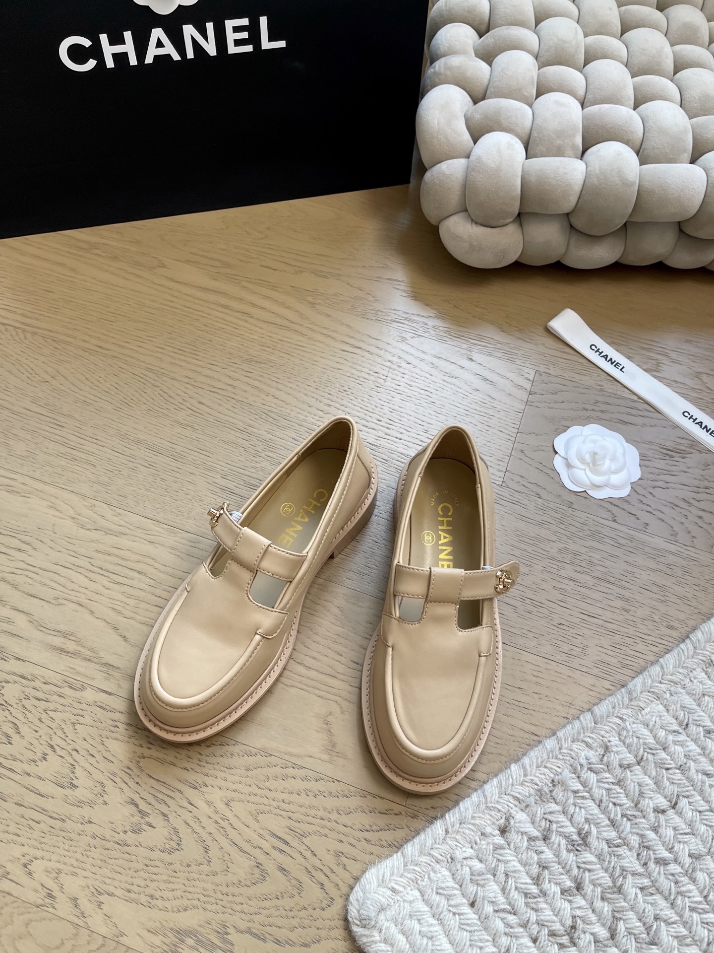 NO:535370,Chanel new thick-soled double C loafers!  Top version!  Get ready for sale, cowhide, inner sheepskin, Italian leather outsole, Size35-39, other sizes customized, loafers, chanel, loafers, cowhide, sheepskin, Leather soles19860909Chanel 新款厚底双c乐福鞋！ 顶级版本！抢先发售 鞋面牛皮 内里羊皮 意大利真皮大底 Size35-39 其他码数定做,乐福鞋,chanel,loafers,cowhide,sheepskin,Leather soles,Women's Shoes