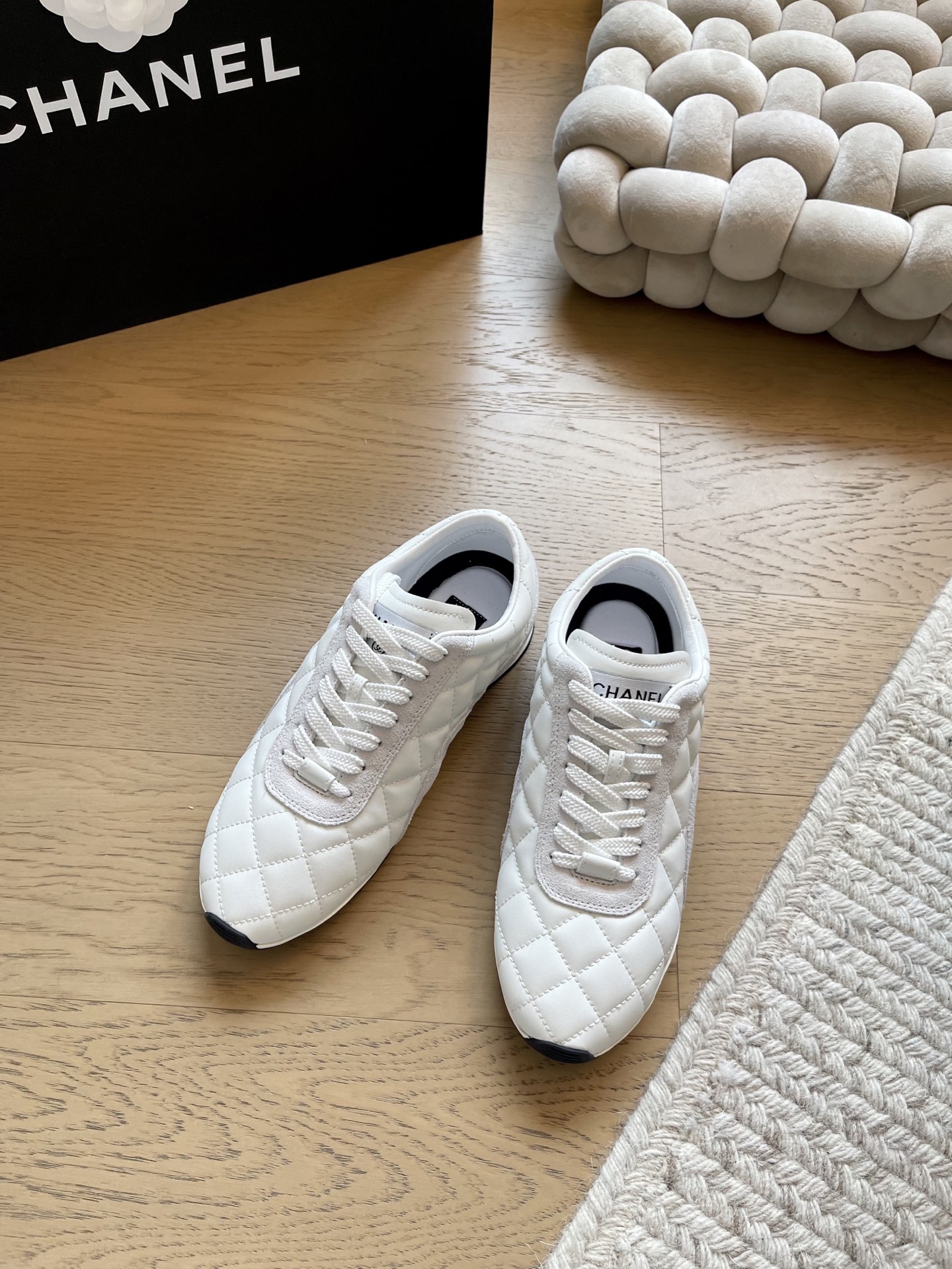 NO:615699,Chanel 25C new macaron color casual shoes top version!  Early release, embossed logo on the side, very delicate on the feet, original customized material for the upper, original outsole, size 35-40, '40 customized, non-returnable, non-exchangeable', casual shoes/sports shoes, chanel, sneakers19860909Chanel 25C新款马卡龙配色休闲鞋 顶级版本！抢先发售 侧面压印logo 上脚很秀气 鞋面原版定制材料 原版大底 码数35-40 「40定制不退不换」,休闲鞋/运动鞋,chanel,sneakers,Women's Shoes