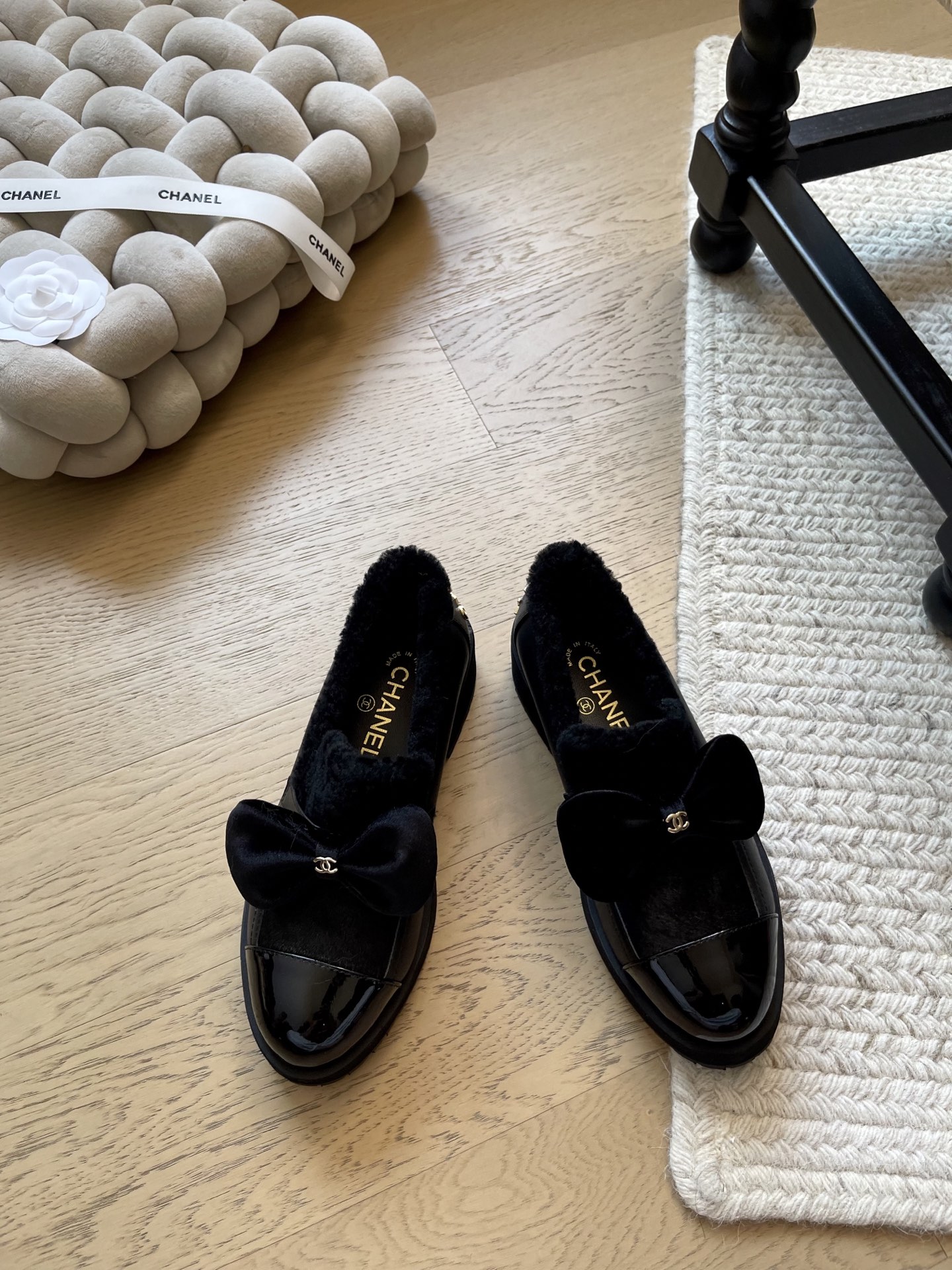 NO:648515,Chanel 25K bow thick-soled shoes, the top version!  Early release. The upper is made of real wool!  Sheepskin lining, original outsole, size 34-41 '34 40 41 customized, non-returnable, non-exchangeable', loafers, fur shoes, chanel, loafers, sheepskin19860909Chanel 25K蝴蝶结厚底单鞋 顶级版本！抢先发售 鞋面真羊毛！内里羊皮 原版大底 码数34-41「34 40 41定制不退不换」,乐福鞋毛毛鞋,chanel,loafers,sheepskin,Women's Shoes