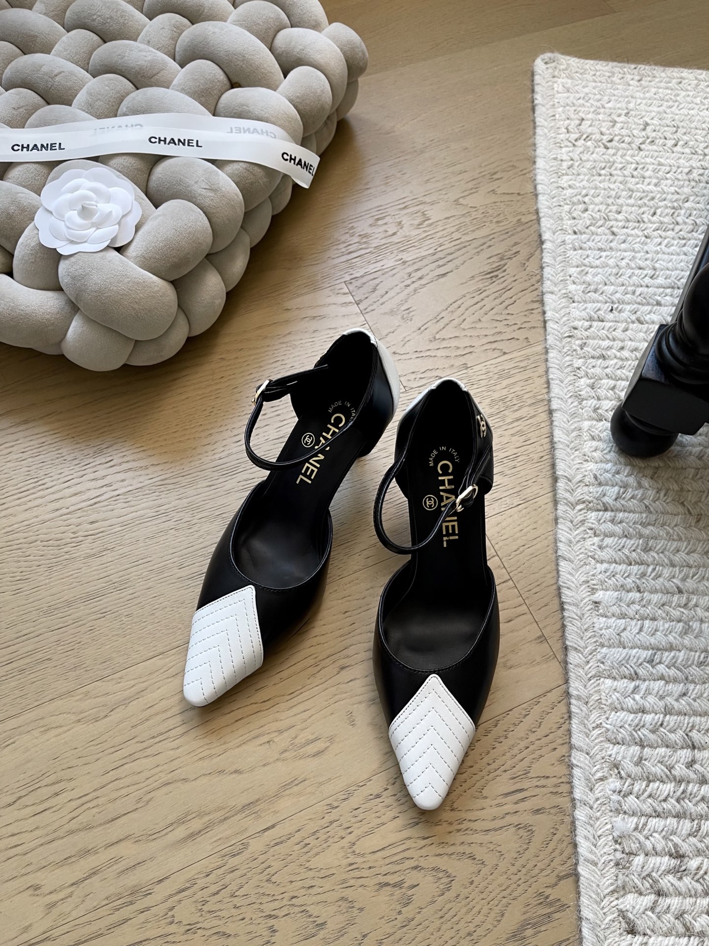 NO:669736,Chanel 26 new early spring series of high heels!  Top version!  Early sale, genuine leather outsole, cowhide leather upper, sheepskin lining, code number 34-41 '34 40 41 customized, non-returnable, non-exchangeable', high heels and sandals, chanel, sandals, high heels, cowhide, sheepskin, Leather soles19860909Chanel 26早春新款系列高跟鞋！ 顶级版本！抢先发售 真皮大底 鞋面牛皮 内里羊皮 码数34-41 「34 40 41定制不退不换」,高跟鞋凉鞋,chanel,sandals,high heels,cowhide,sheepskin,Leather soles,Women's Shoes