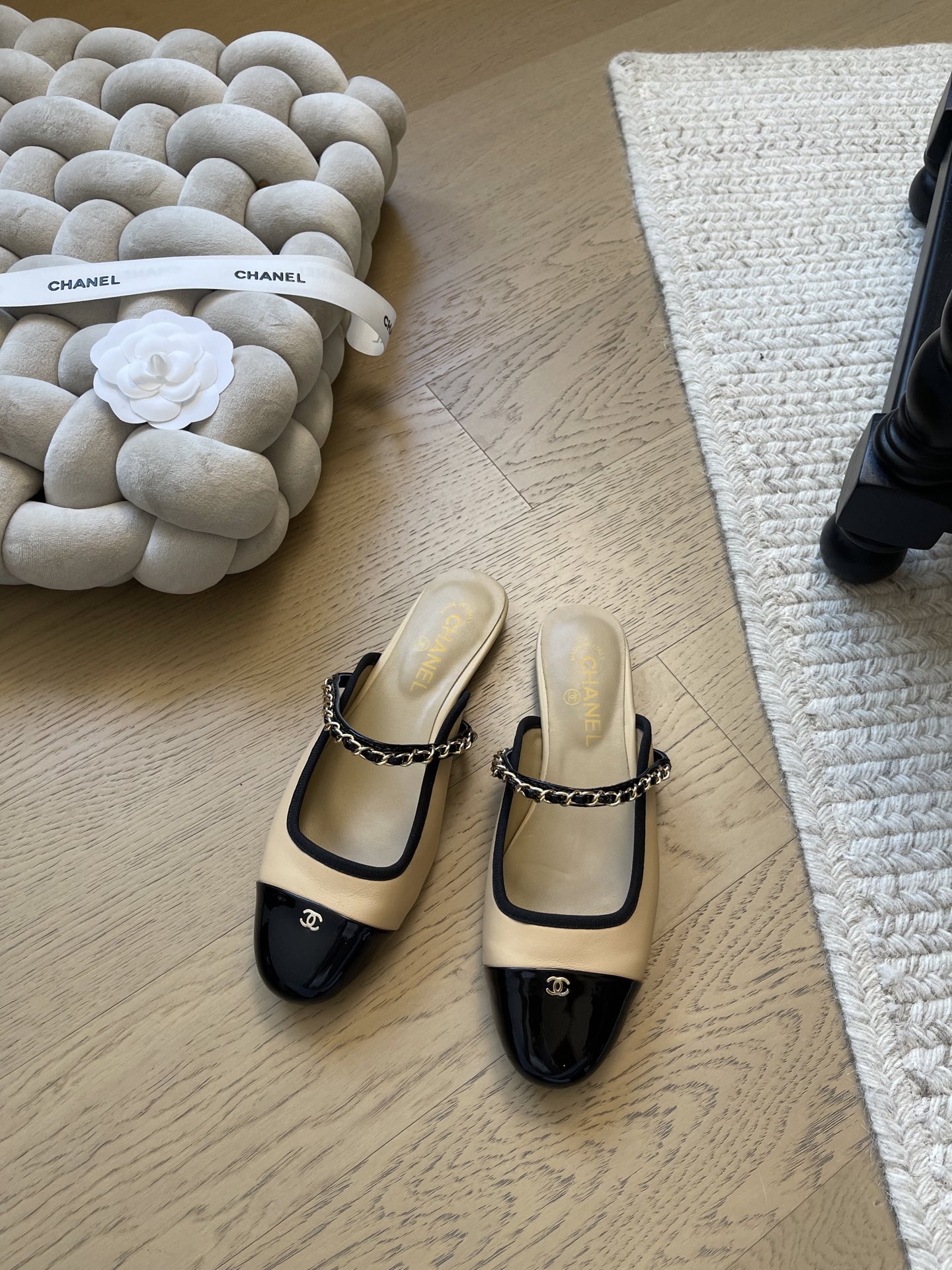 NO:706743,Chanel Mary Jane half-drags from behind!  Top version!  Early sale, sheepskin lining, genuine leather outsole, size 34-41 '34 40 41 customized, non-returnable, non-exchangeable', sandals, chanel, sandals, mary jane, sheepskin, Leather soles19860909Chanel 玛丽珍后空半拖！ 顶级版本！抢先发售 内里羊皮 真皮大底 码数34-41 「34 40 41定制不退不换」,凉鞋,chanel,sandals,mary jane,sheepskin,Leather soles,Women's Shoes