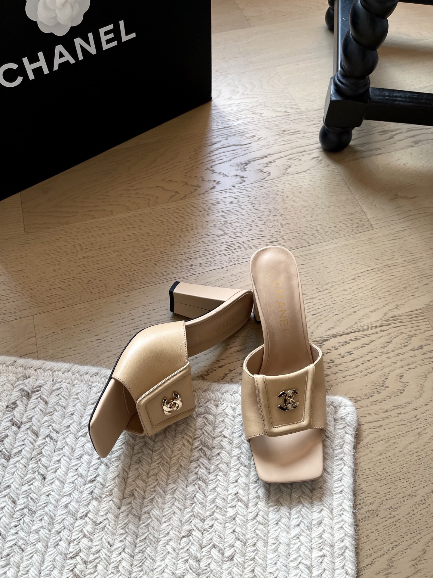 Chanel Slides