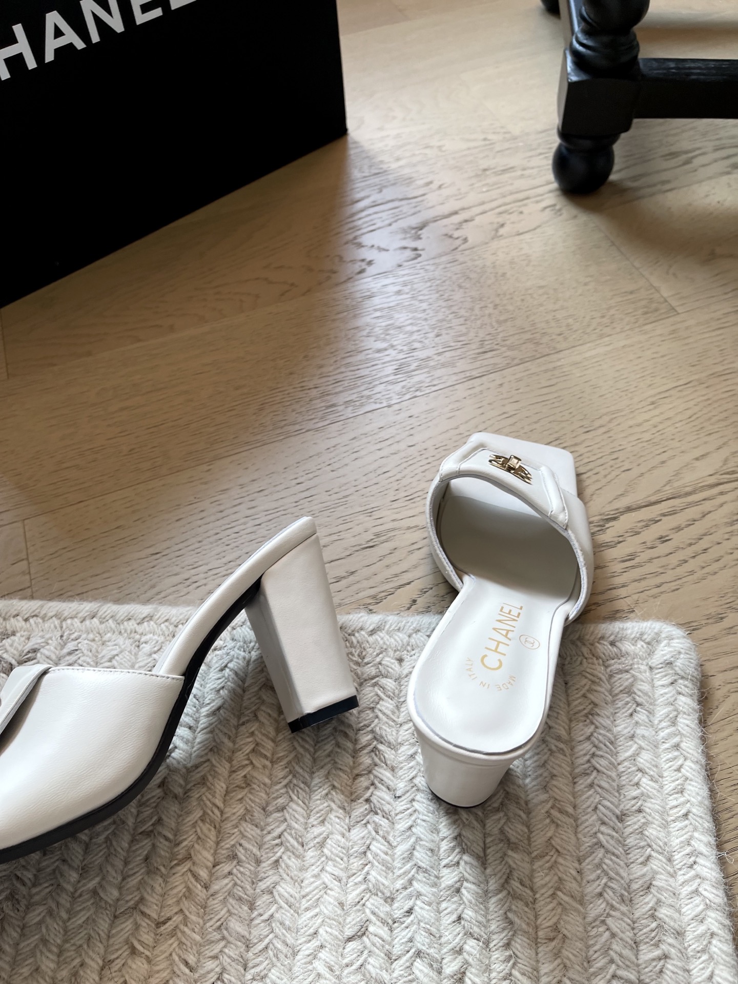 Chanel Slides