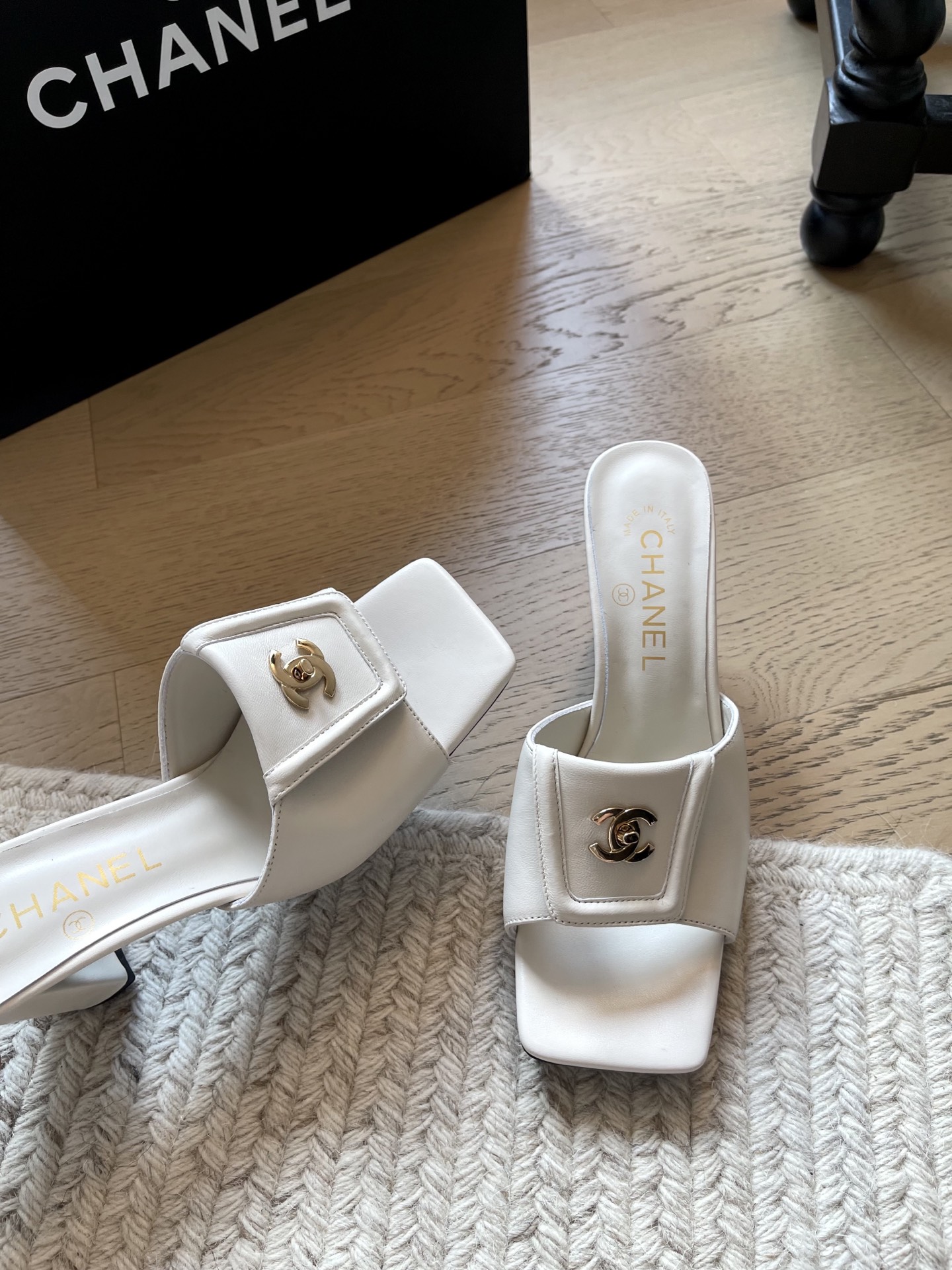 Chanel Slides