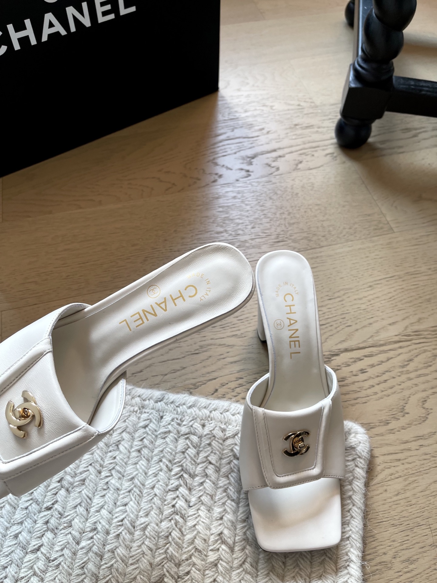 Chanel Slides
