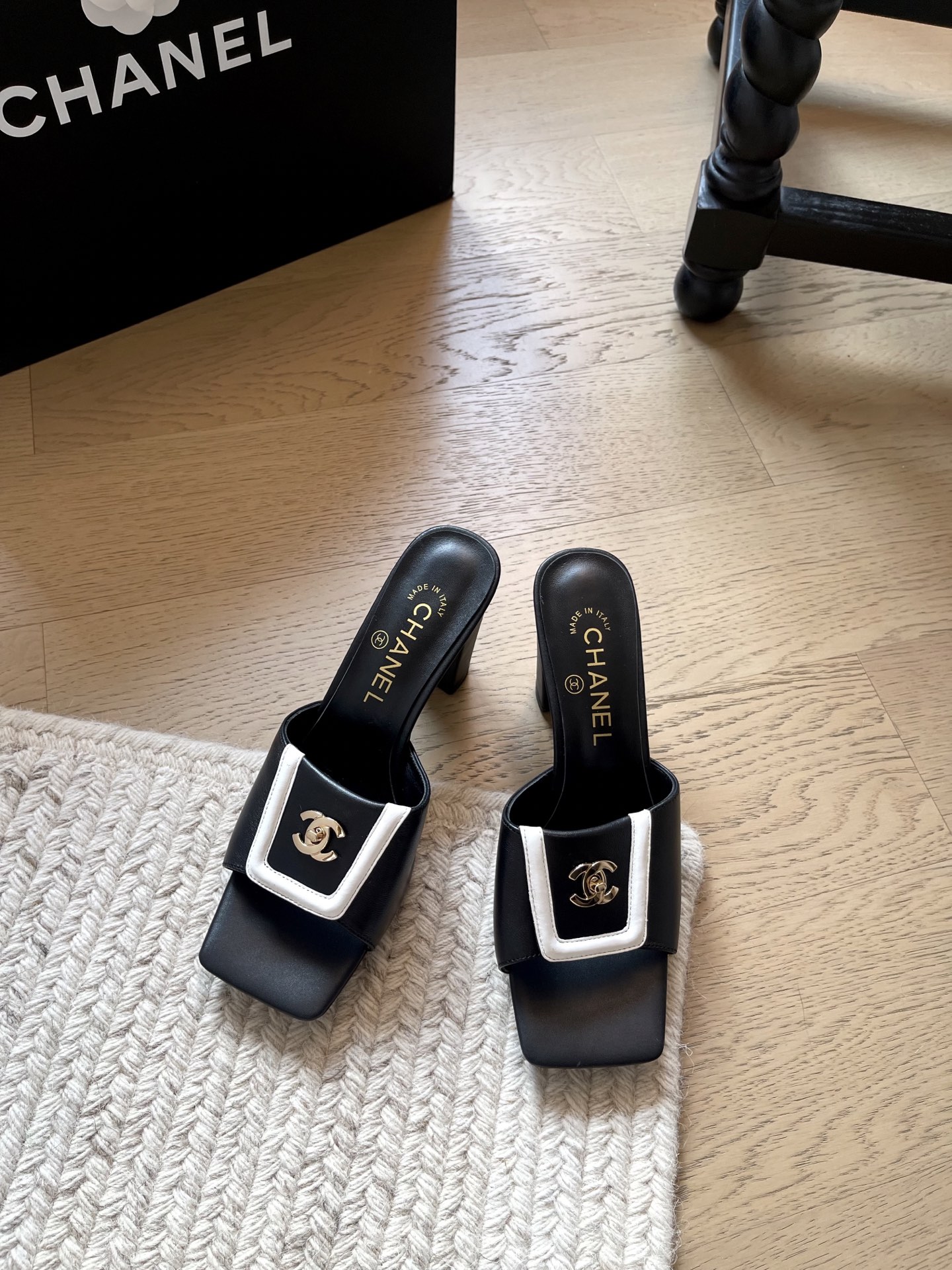 Chanel Slides